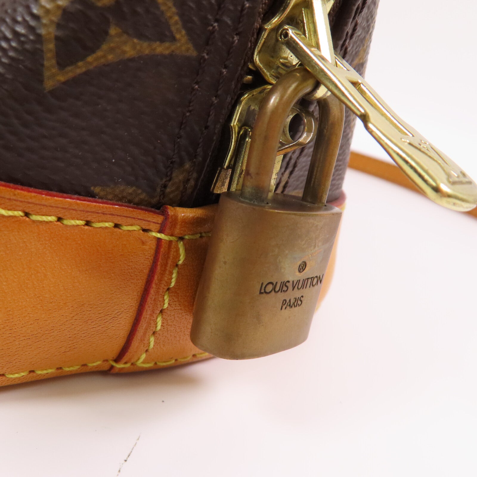 LOUIS VUITTON Monogram Alma BB金扣手挽肩背兩用袋