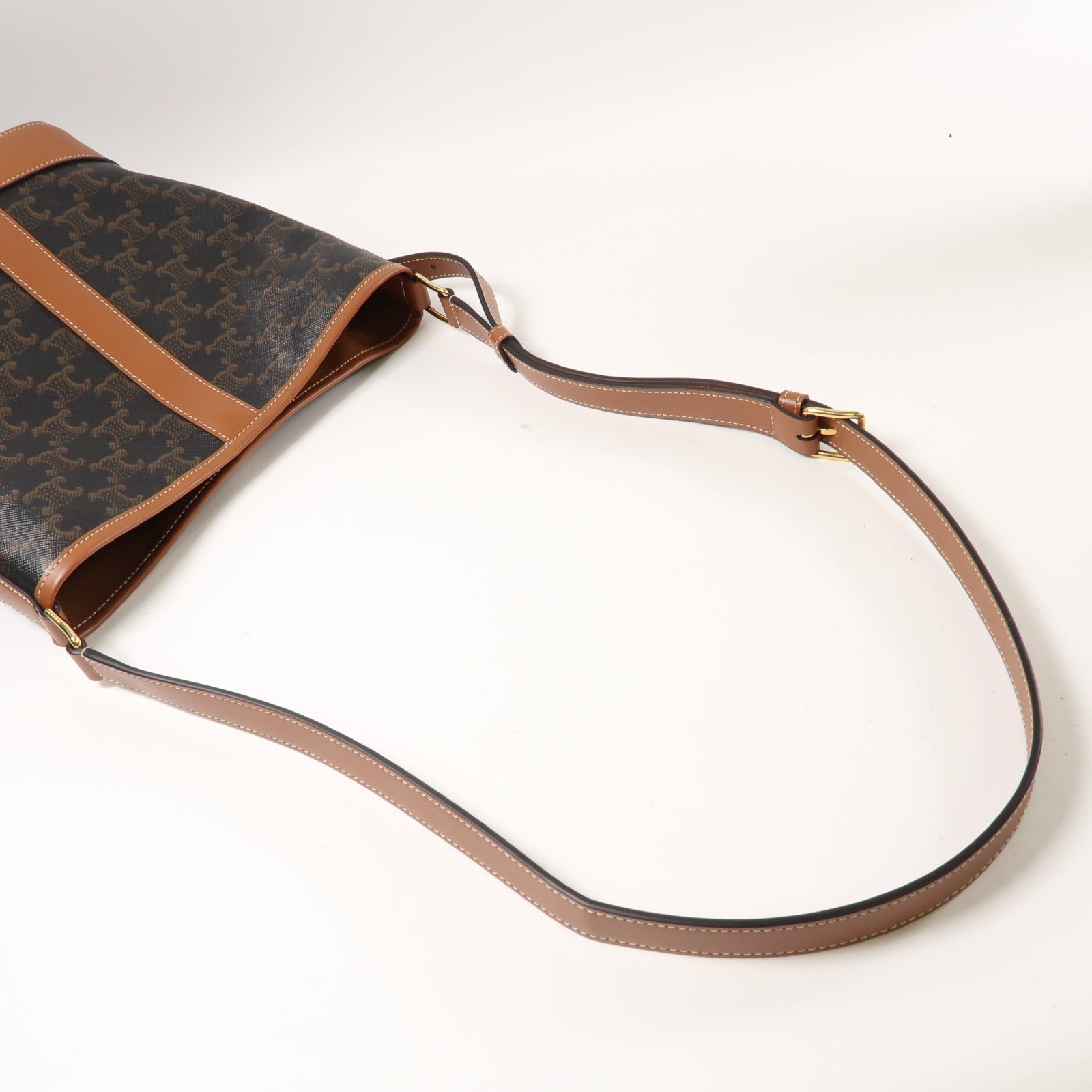 CELINE 塗層帆布Bucket Bag金扣肩背袋啡色