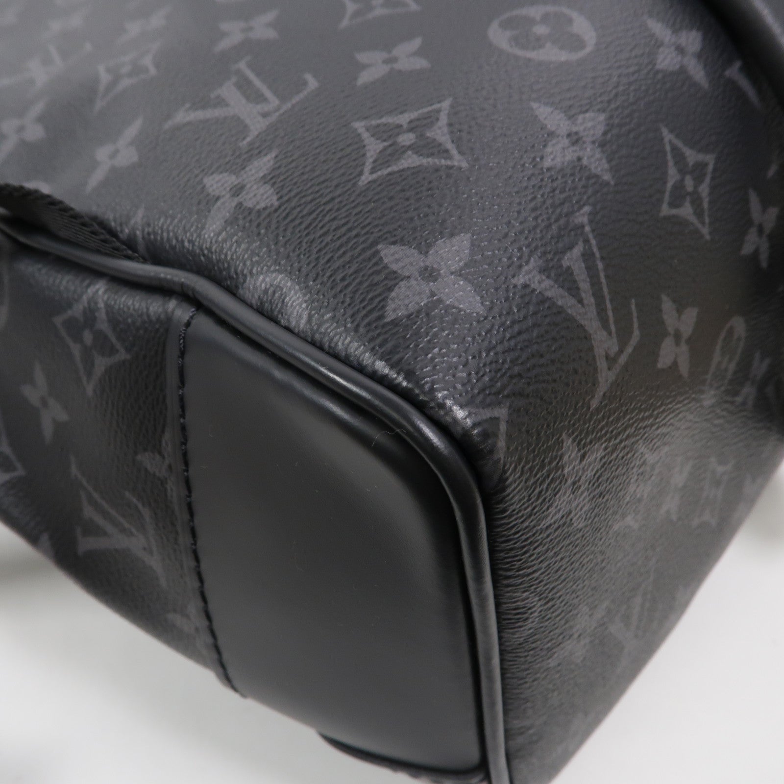 LOUIS VUITTON Monogram Eclipse Steamer背包