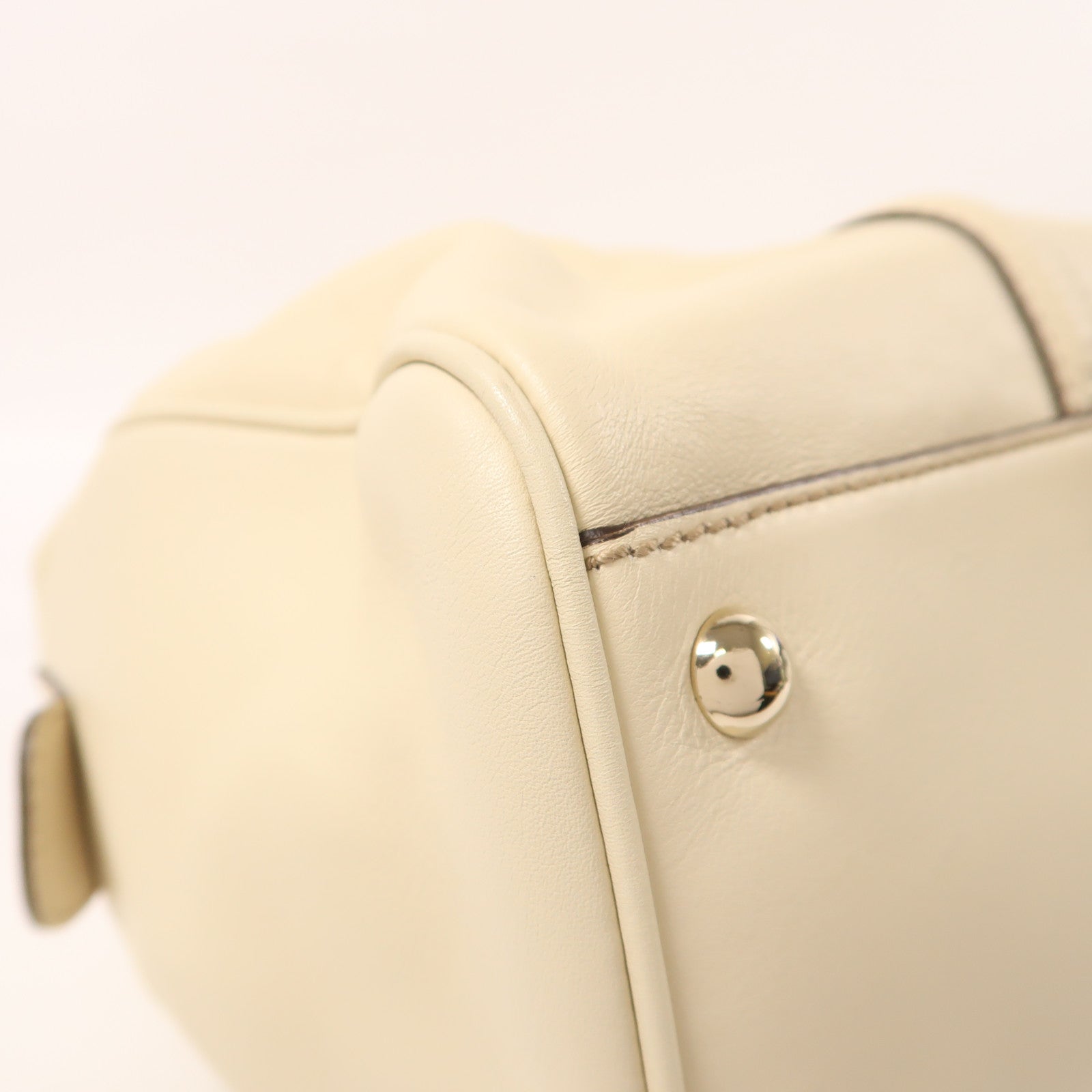 GUCCI 牛皮皮革Shoulder bag金扣肩背袋