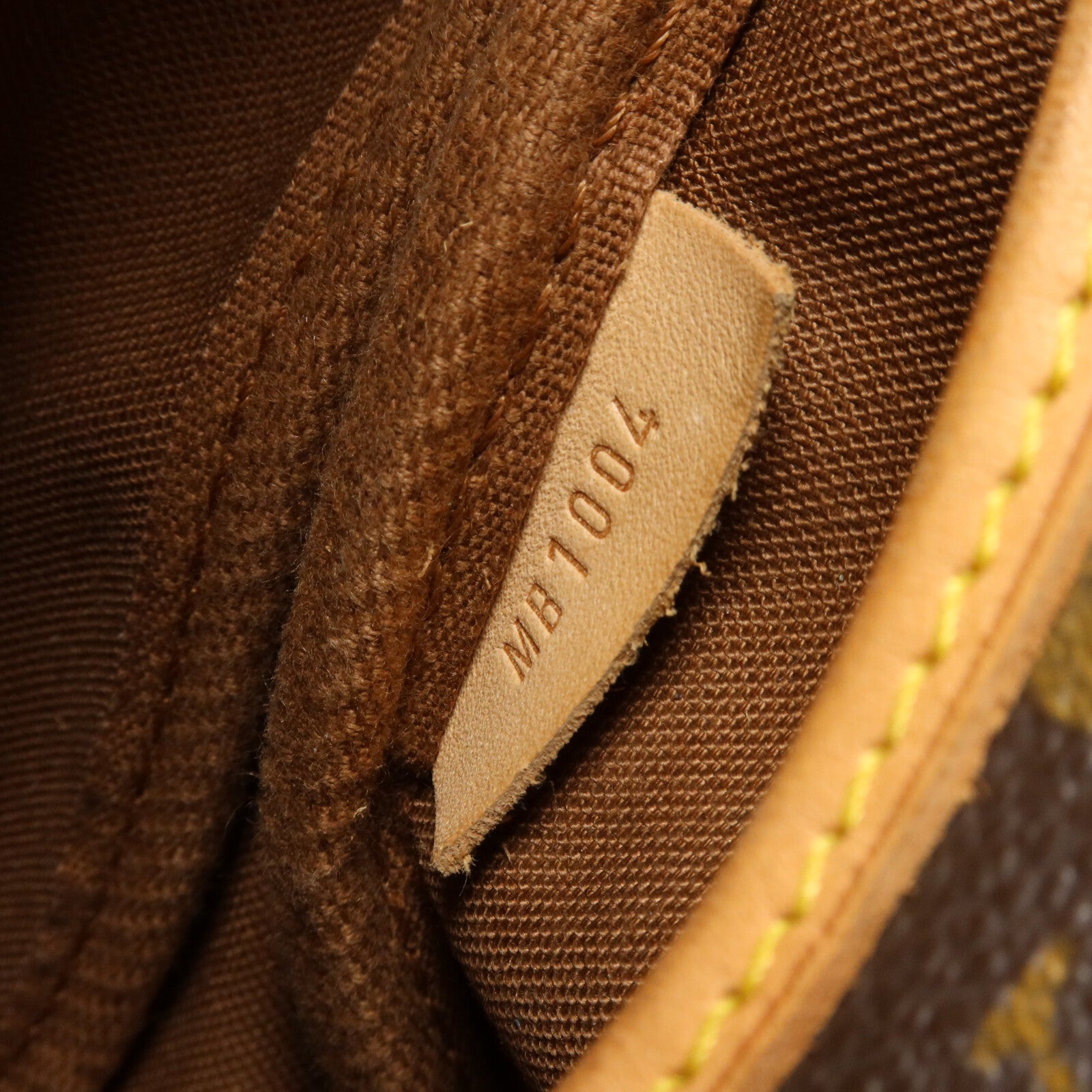 LOUIS VUITTON Monogram Saumur 30肩背袋