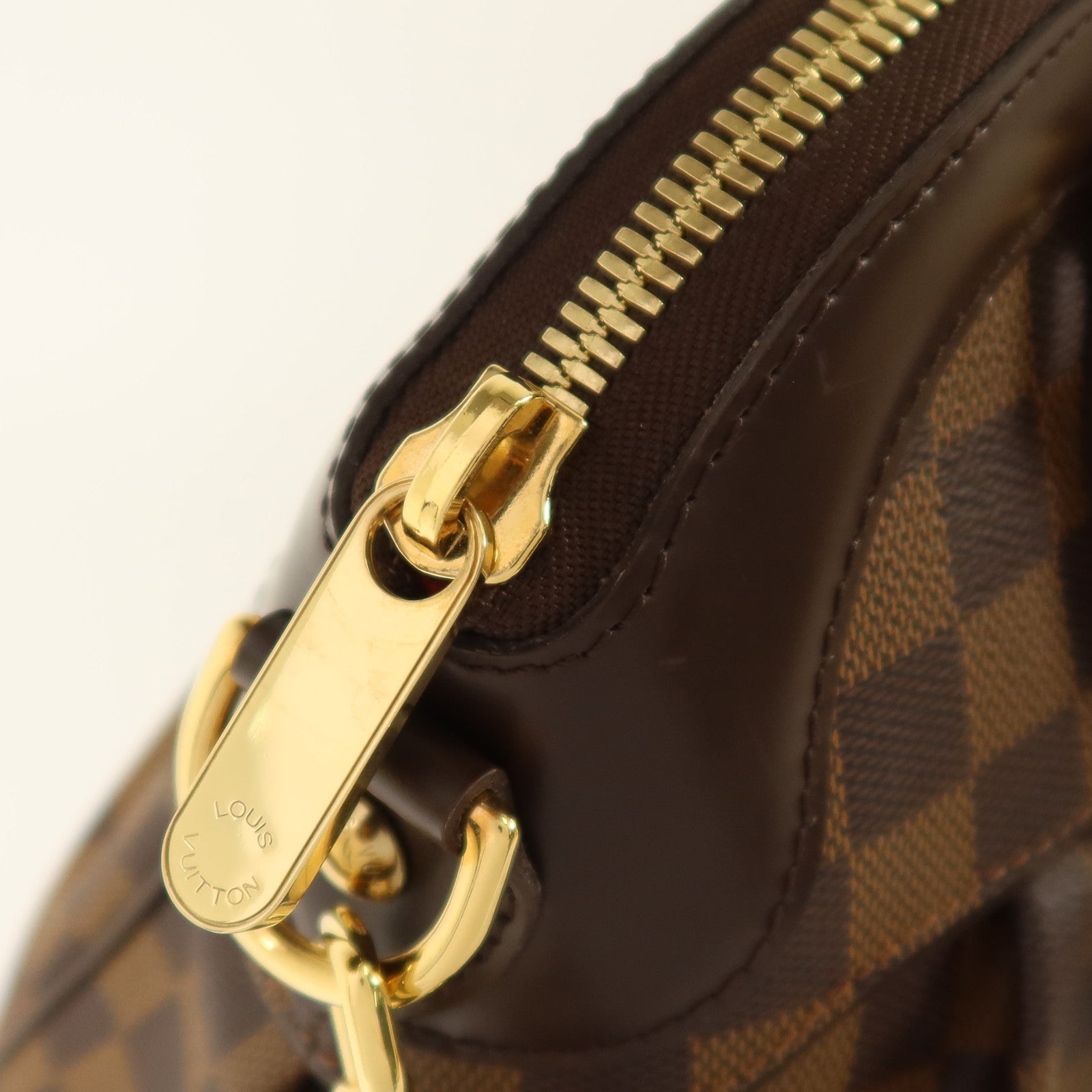 LOUIS VUITTON Damier Trevi金扣手挽肩背兩用袋