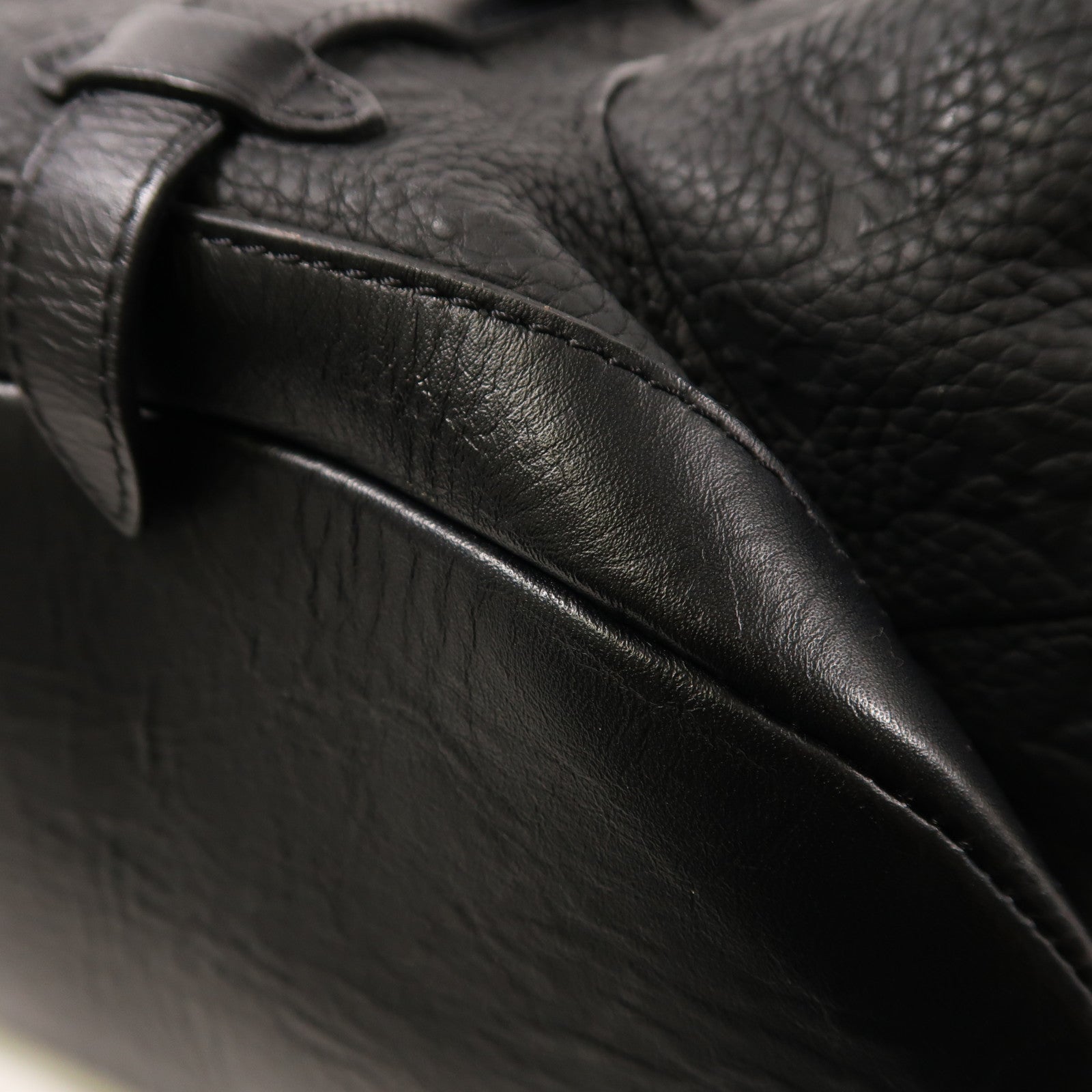 LOUIS VUITTON Monogram Taurillon Christopher GM背包