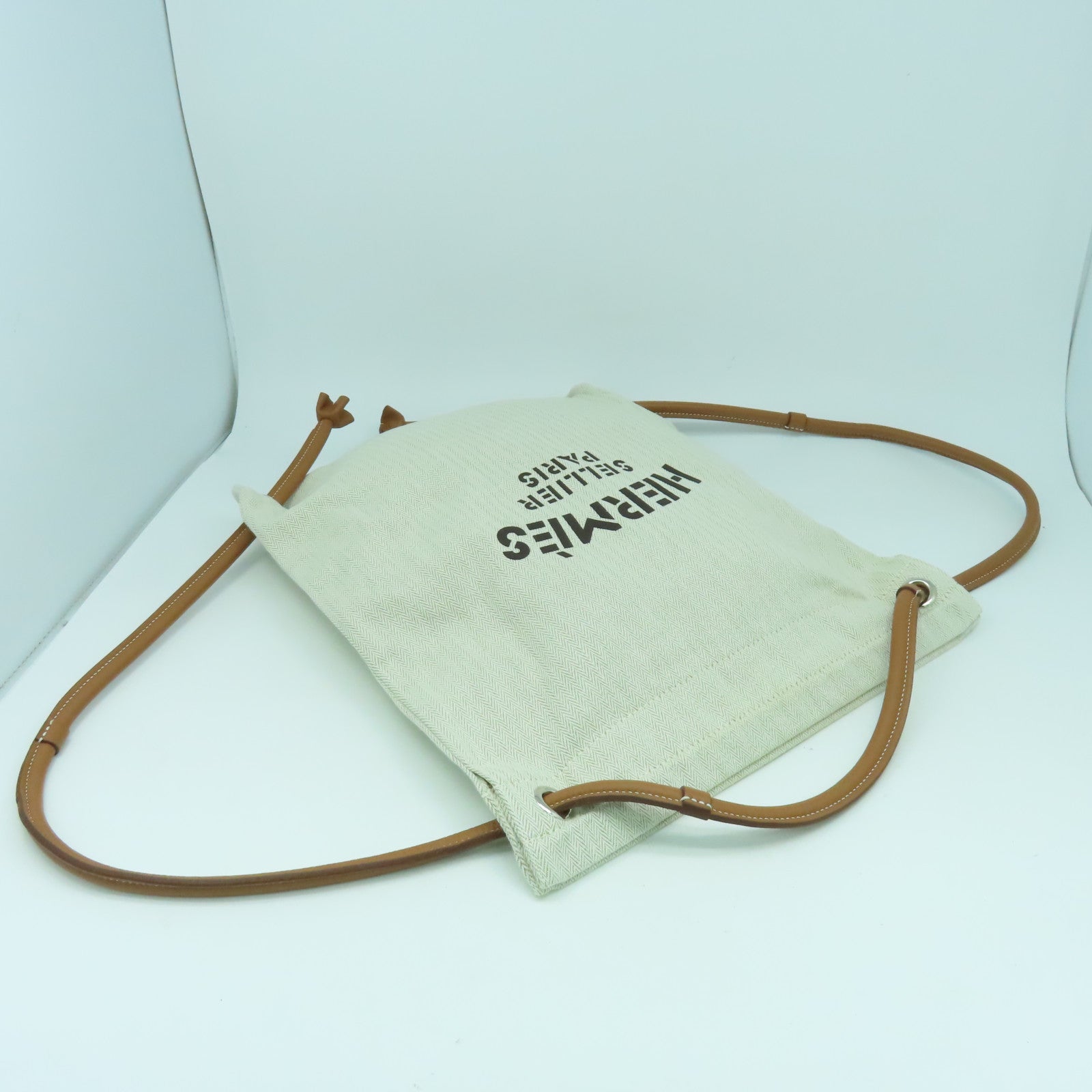 HERMES 【激減優惠】帆布Maline Bag銀扣背包米色/經典駝色