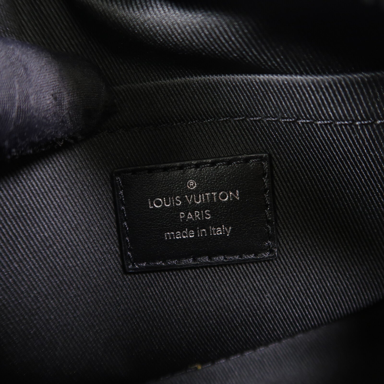 LOUIS VUITTON Monogram Eclipse Mini Soft Trunk肩背袋