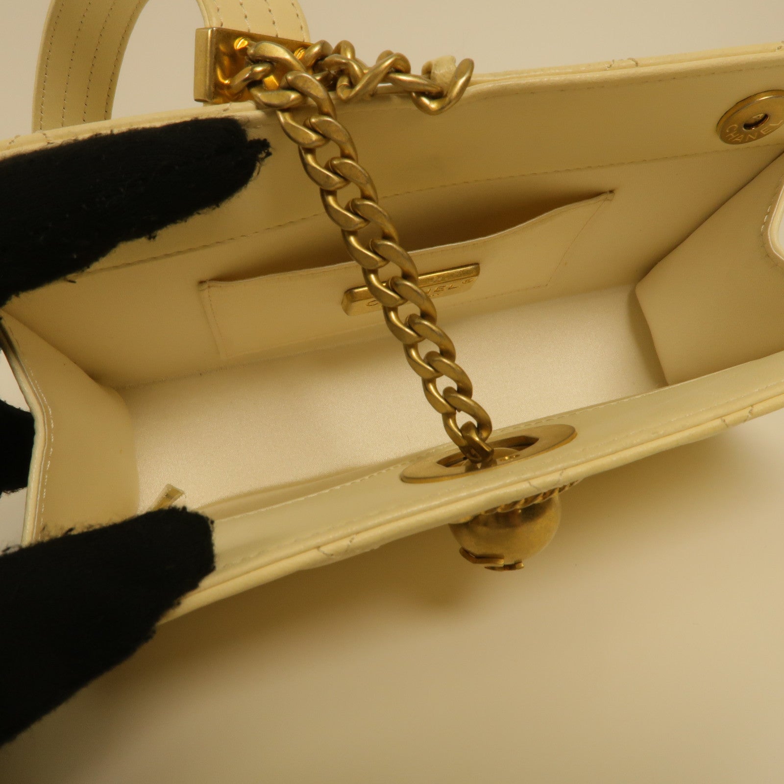 CHANEL CC GHW Evening By The Sea Clutch Hand Bag AS0178 Lambskin Leather Beige