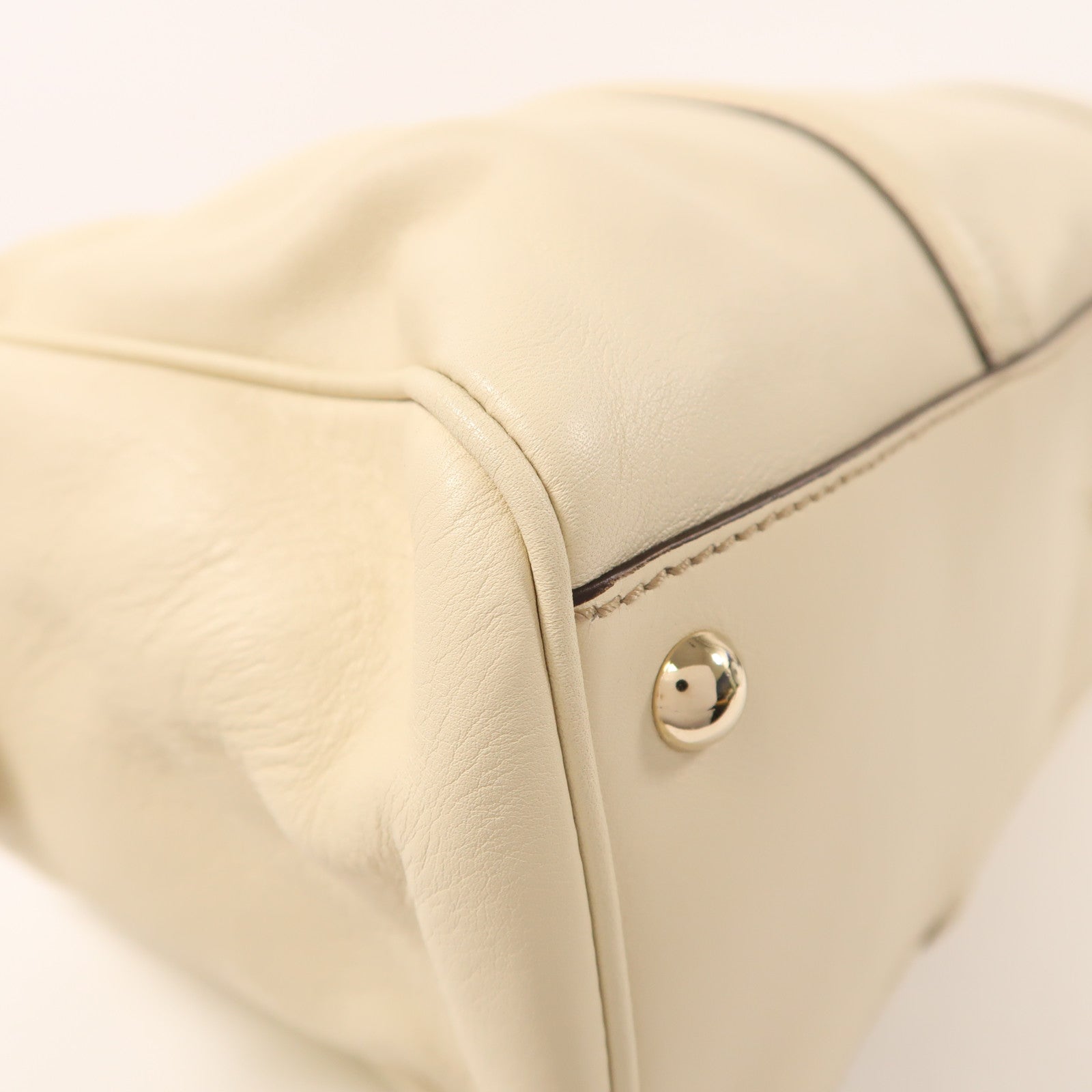 GUCCI 牛皮皮革Shoulder bag金扣肩背袋