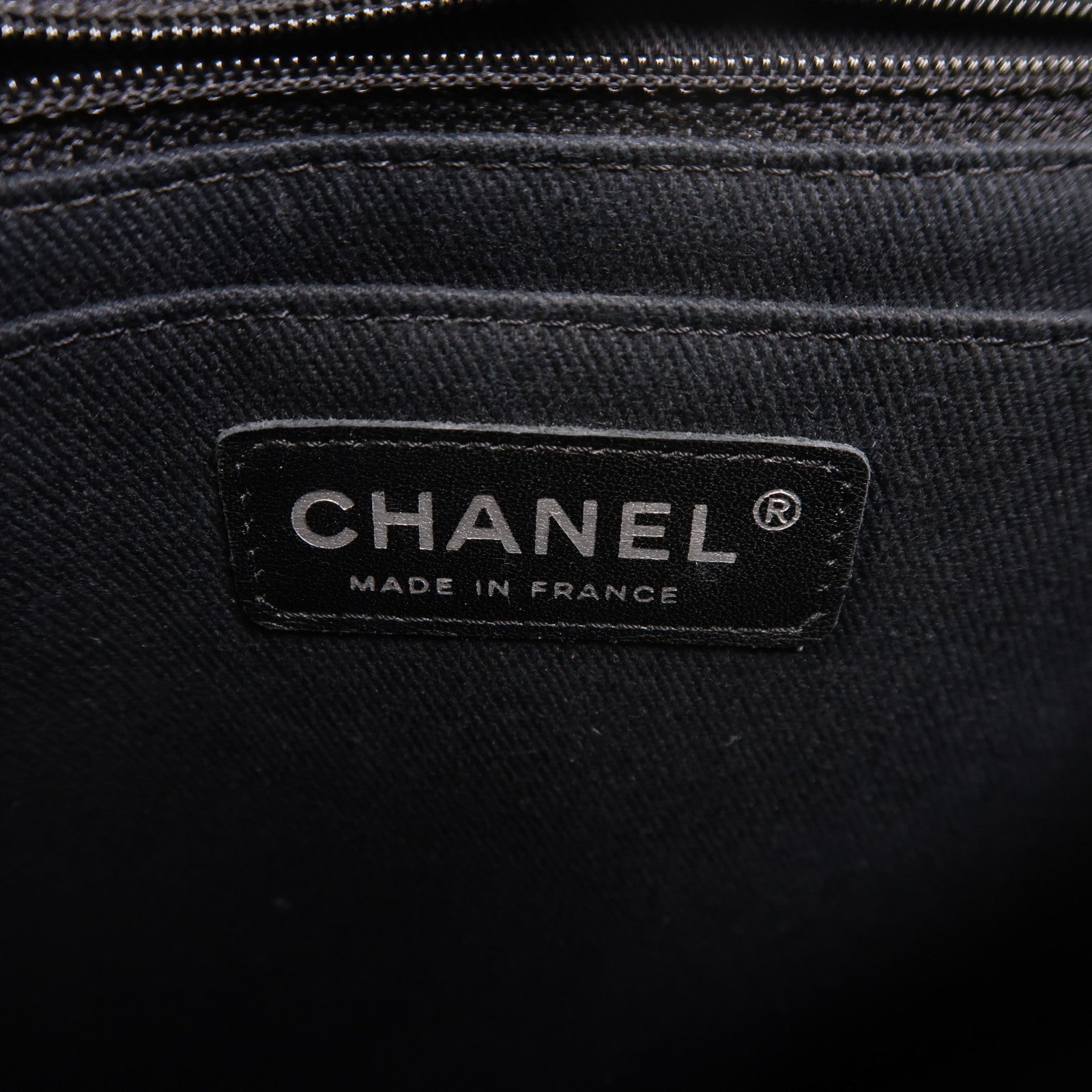 CHANEL 牛皮皮革Chain Shoulder銀扣鏈帶肩背袋