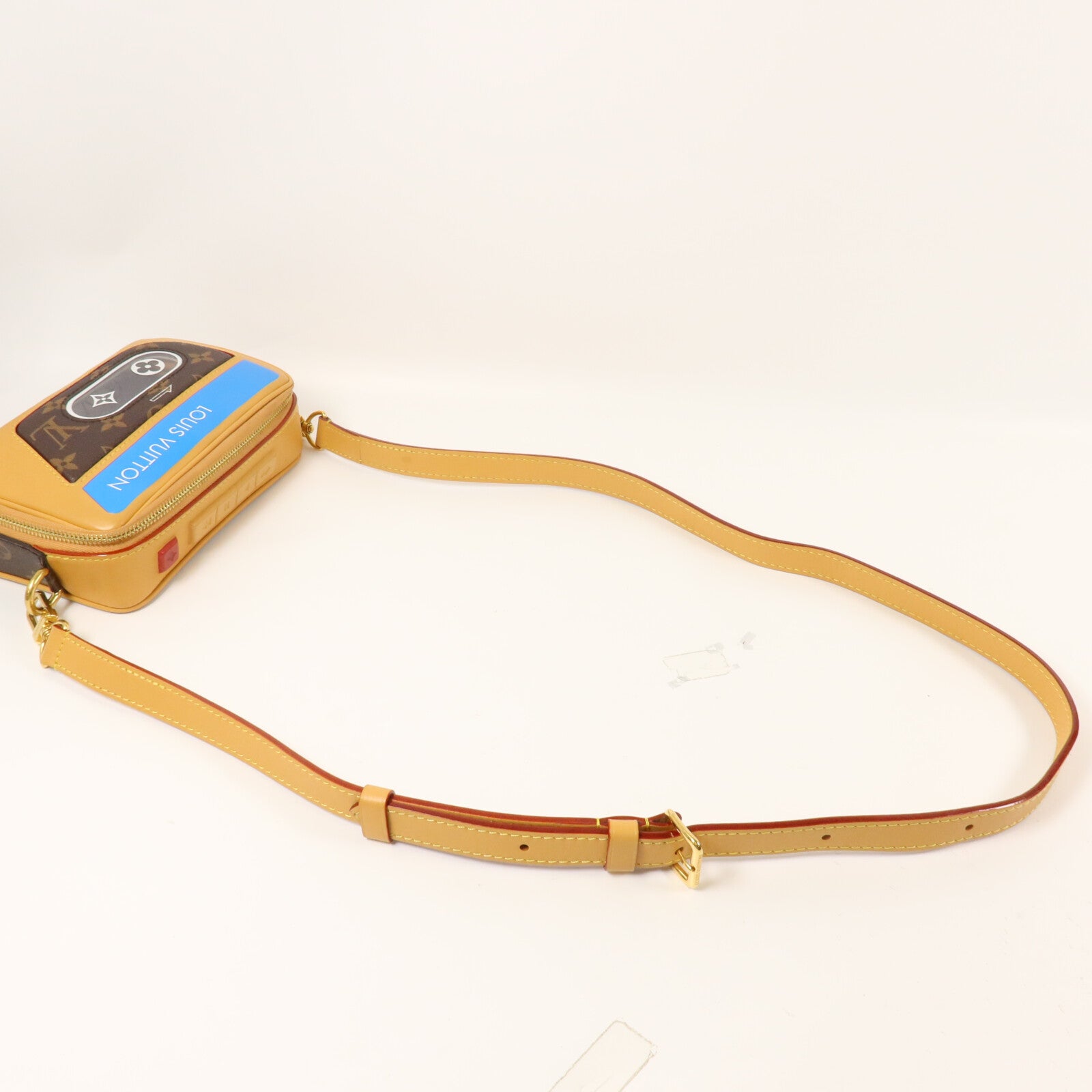 LOUIS VUITTON Monogram/牛皮皮革Baladeur Wearable Wallet肩背袋