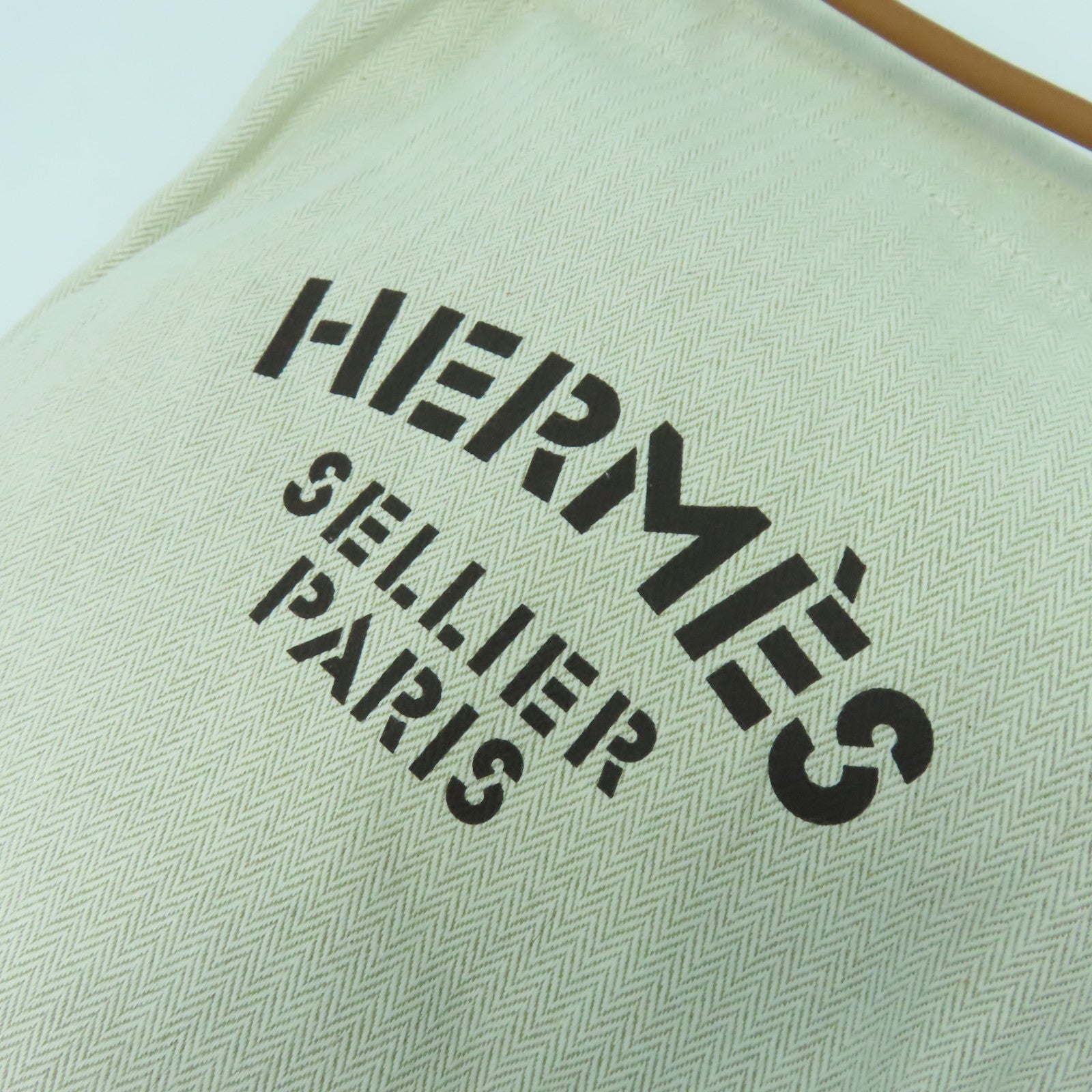 HERMES 【激減優惠】帆布Maline Bag銀扣背包米色/經典駝色