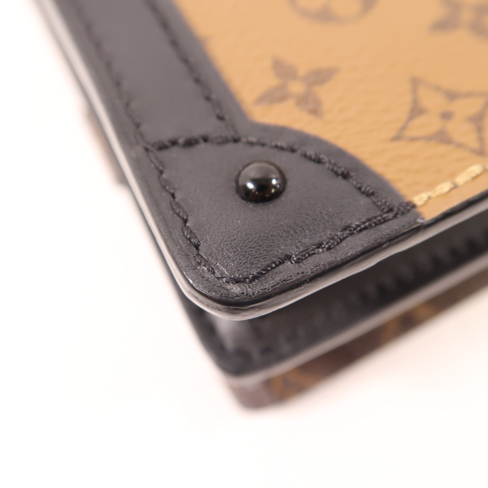 LOUIS VUITTON Monogram Reverse Trunk Clutch金扣肩背袋棕色