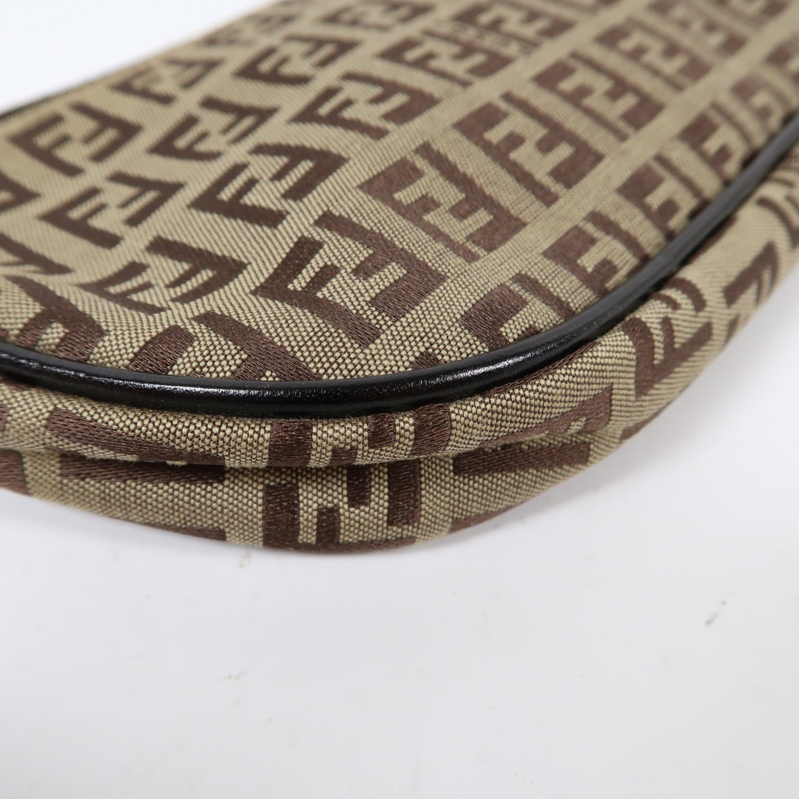 FENDI 帆布Shoulder Bag銀扣肩背袋啡色