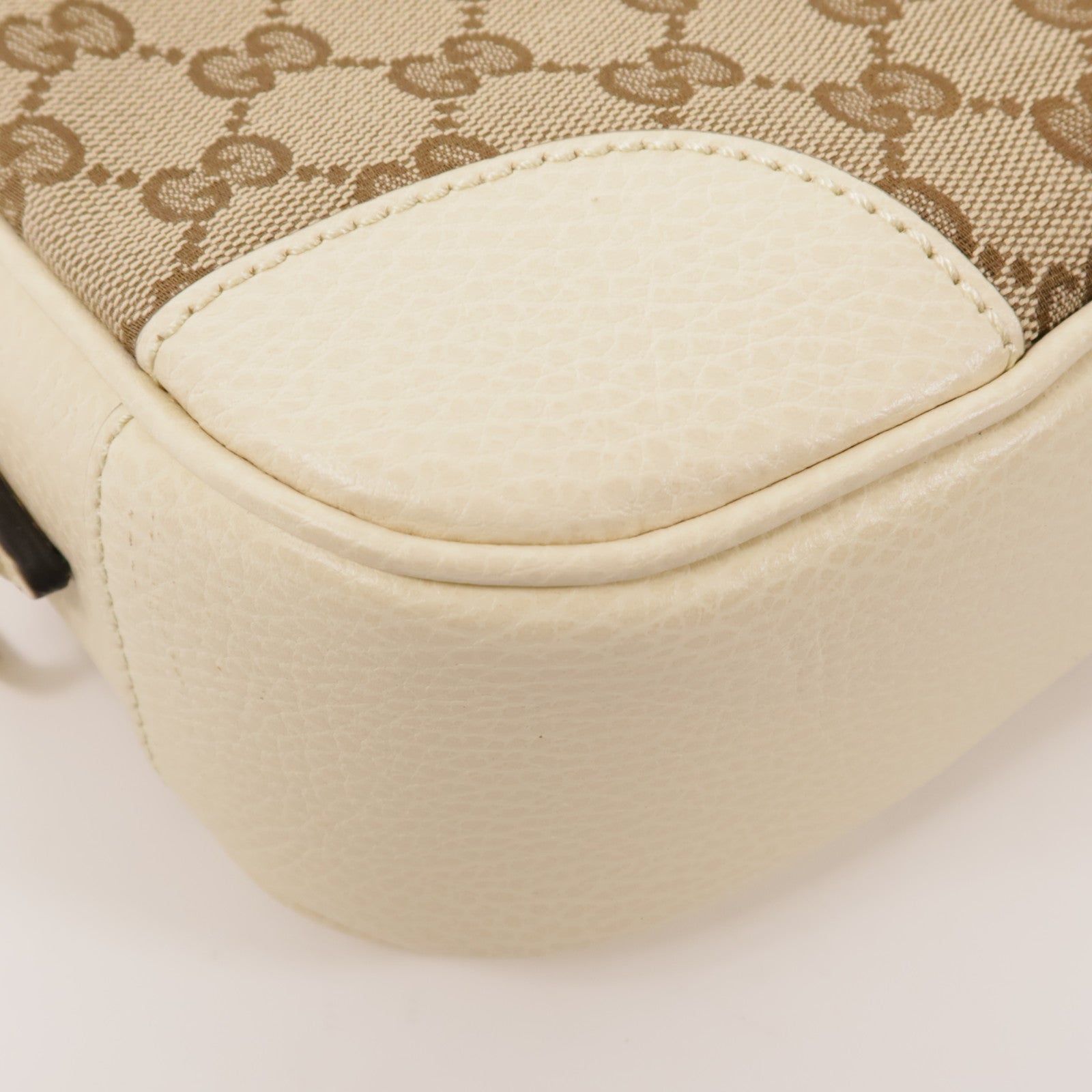 GUCCI 帆布Shoulder Bag金扣肩背袋