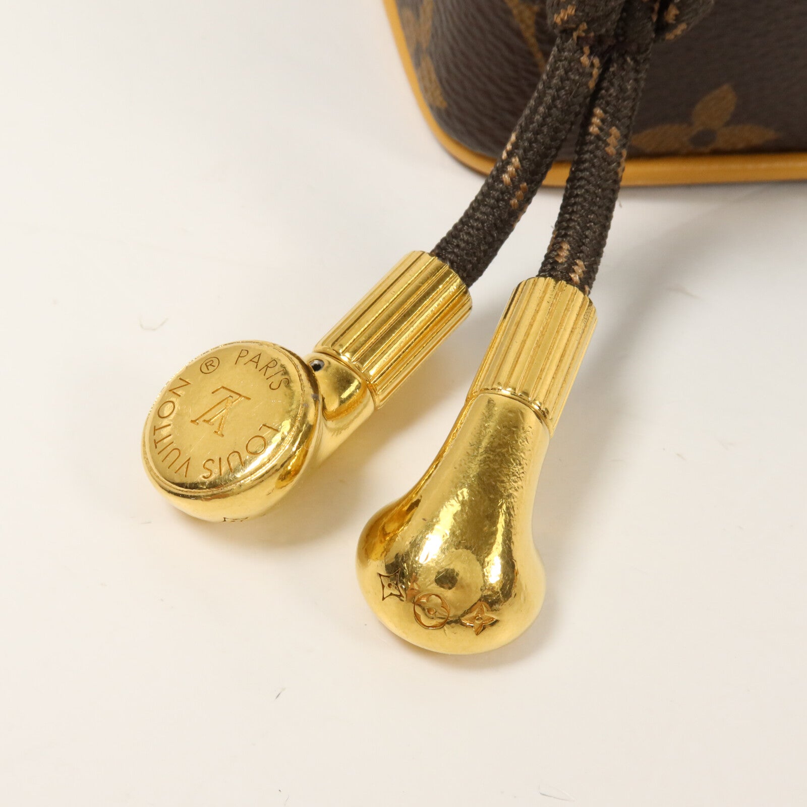 LOUIS VUITTON Monogram/牛皮皮革Baladeur Wearable Wallet肩背袋