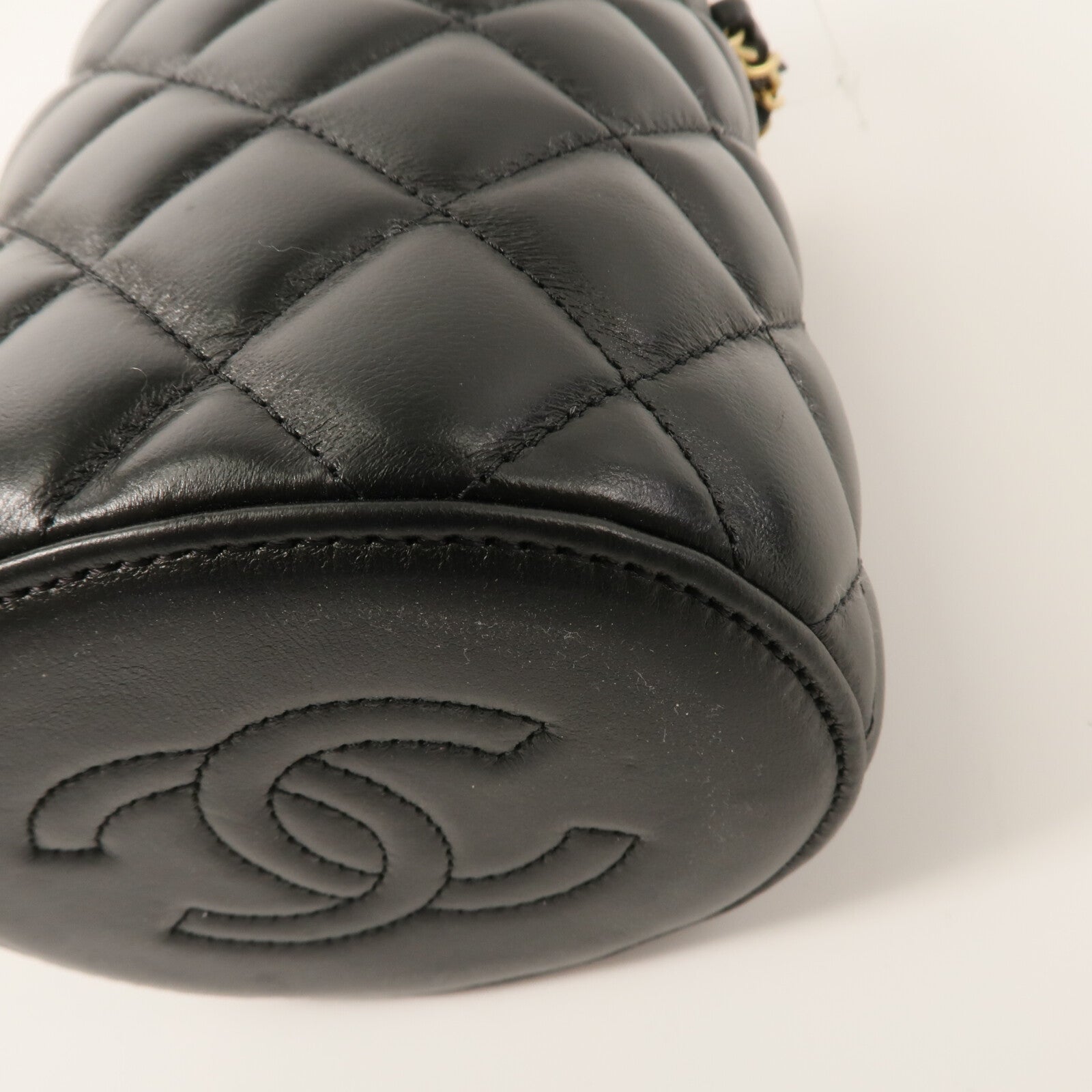 CHANEL 羊皮皮革Vanity Bag鏈帶肩背袋