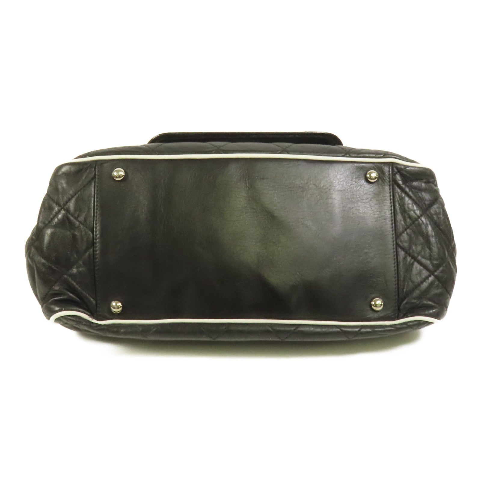 CHANEL 牛皮皮革West Accordion Flap Bag銀扣鏈帶肩背袋