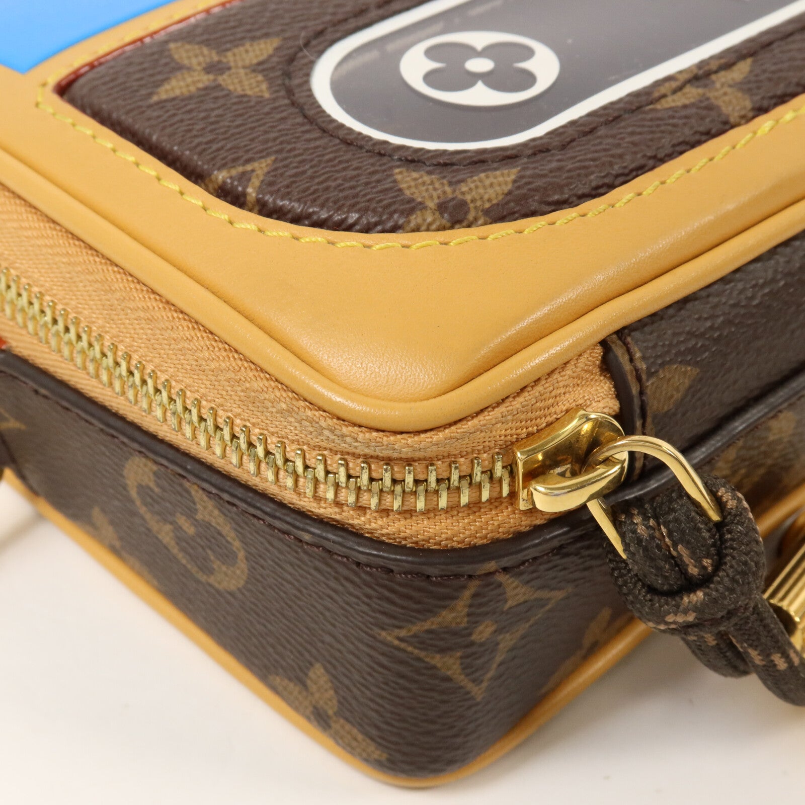 LOUIS VUITTON Monogram/牛皮皮革Baladeur Wearable Wallet肩背袋