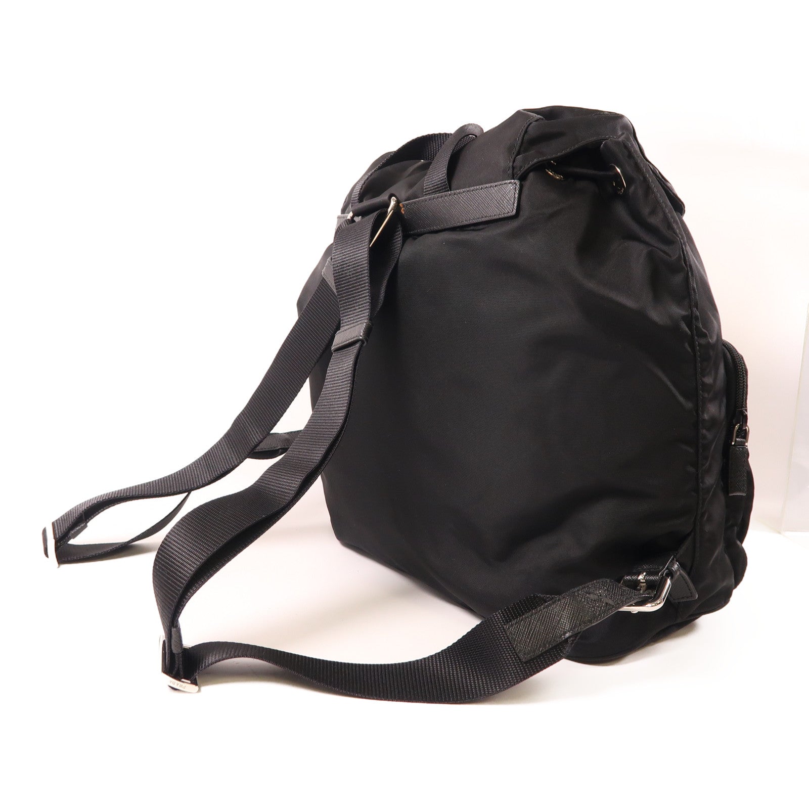 PRADA 尼龍Rucksack銀扣背包黑色