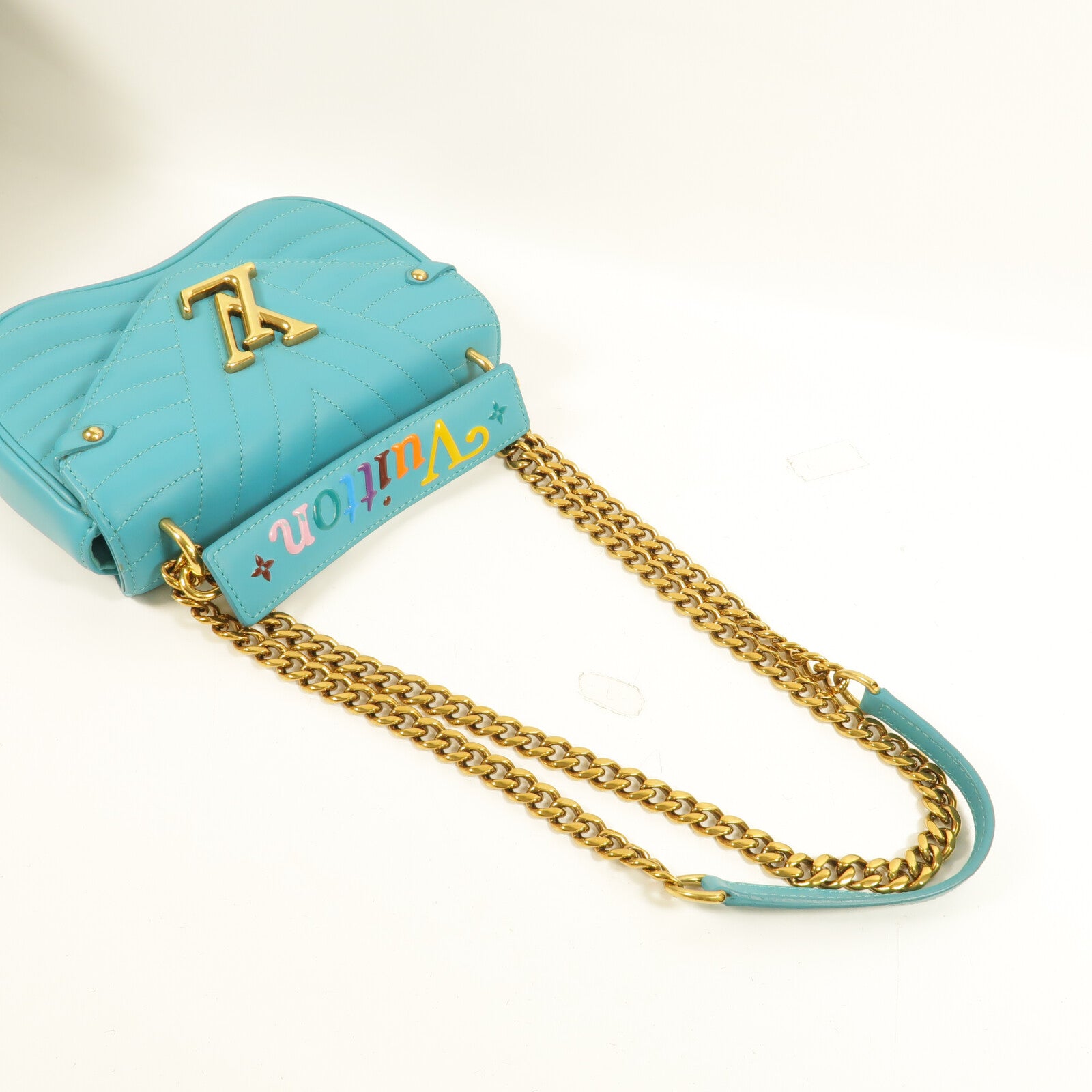 LOUIS VUITTON 牛皮皮革New Wave Chain Bag PM鏈帶手挽肩背兩用袋