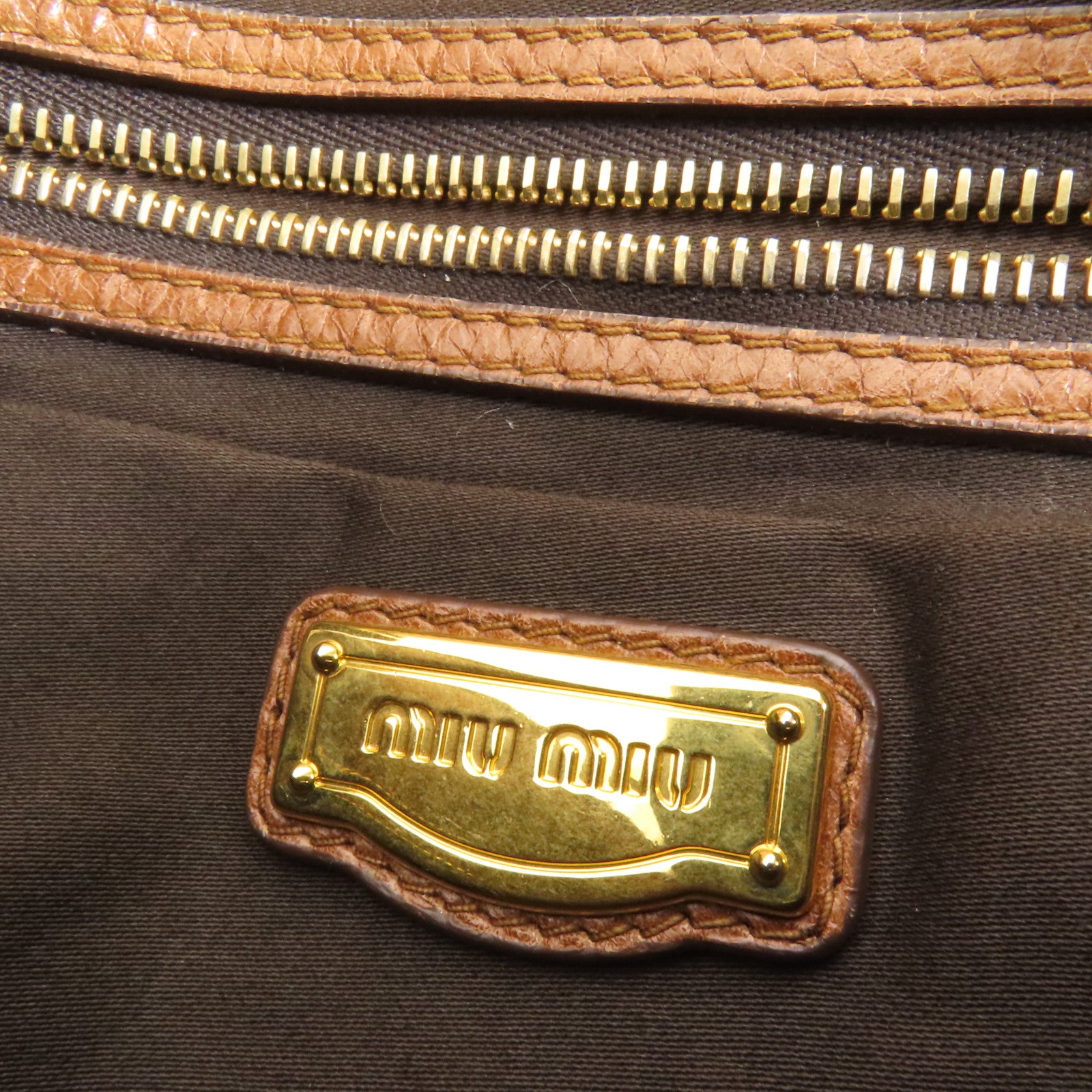 Miu Miu 牛皮皮革2 Way Shoulder金扣手挽肩背兩用袋