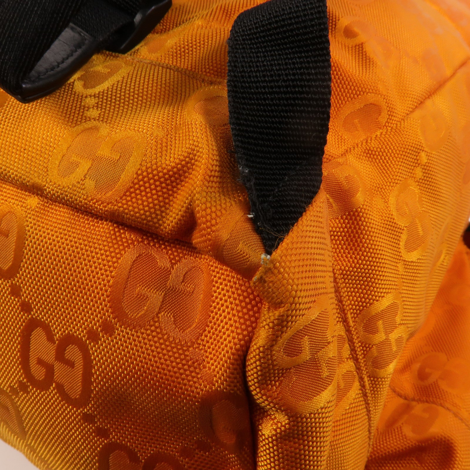 GUCCI 尼龍Off The Grid Backpack背包