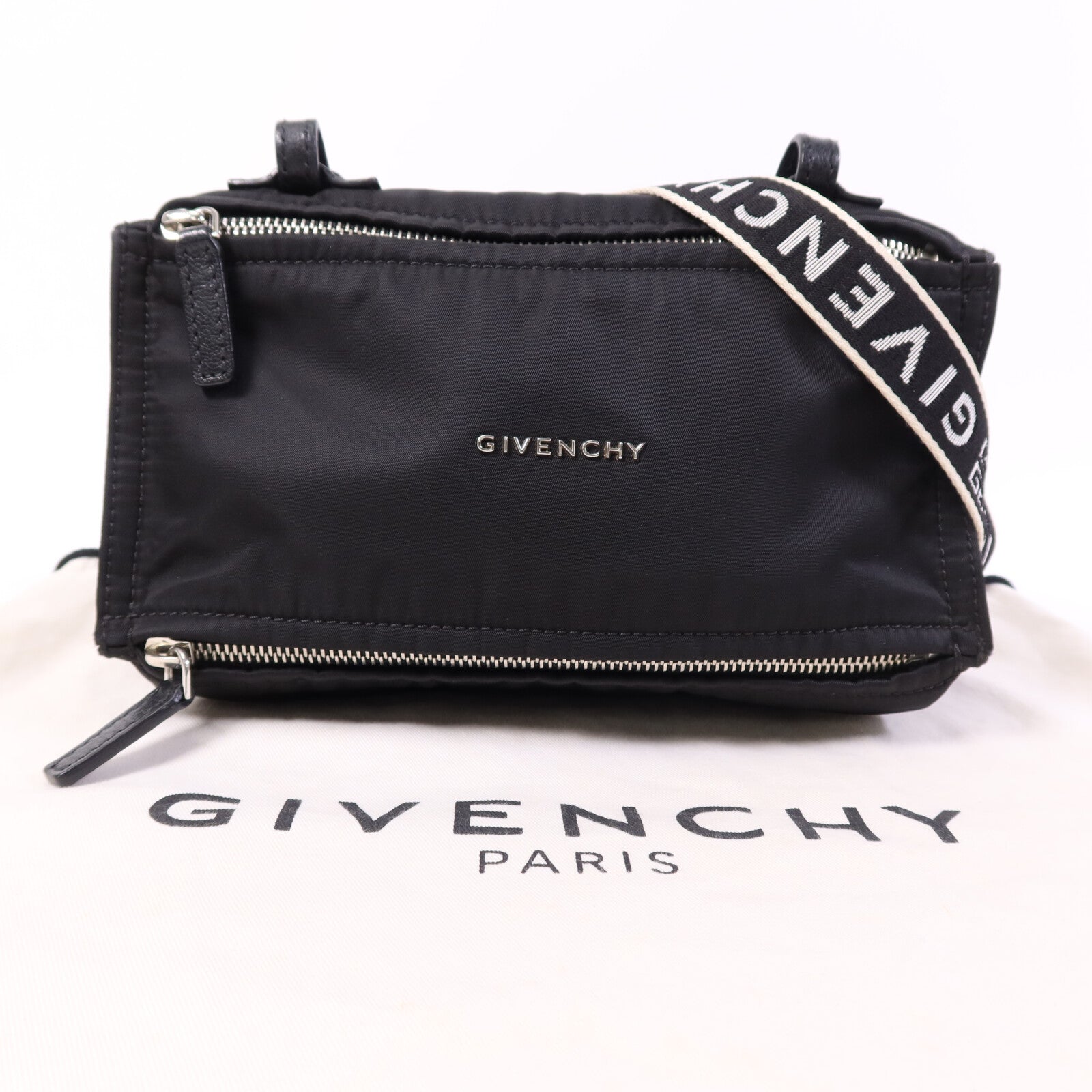 GIVENCHY 尼龍Pandora Mini銀扣肩背袋