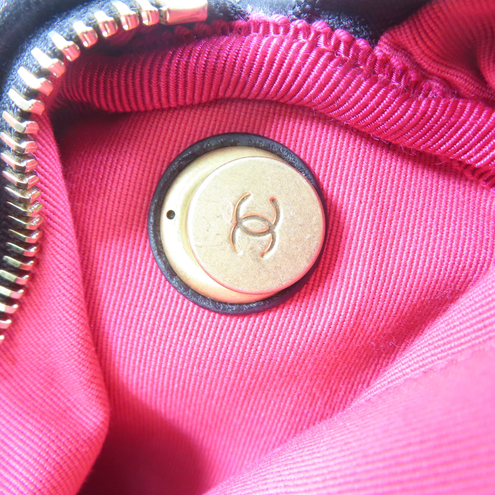 CHANEL Velvet 2Way Shoulder Bag金扣鏈帶手挽肩背兩用袋黑色
