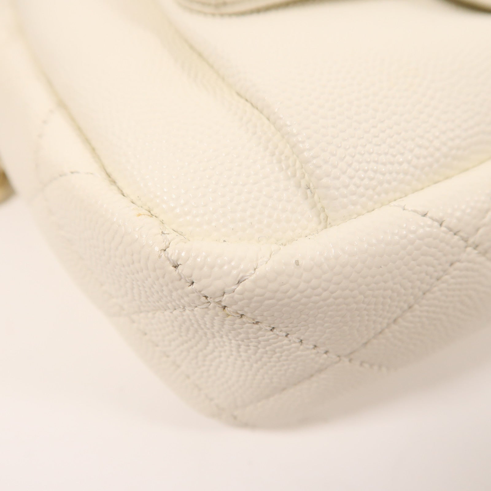 CHANEL 牛皮皮革Shoulder Bag 金扣鏈帶肩背袋