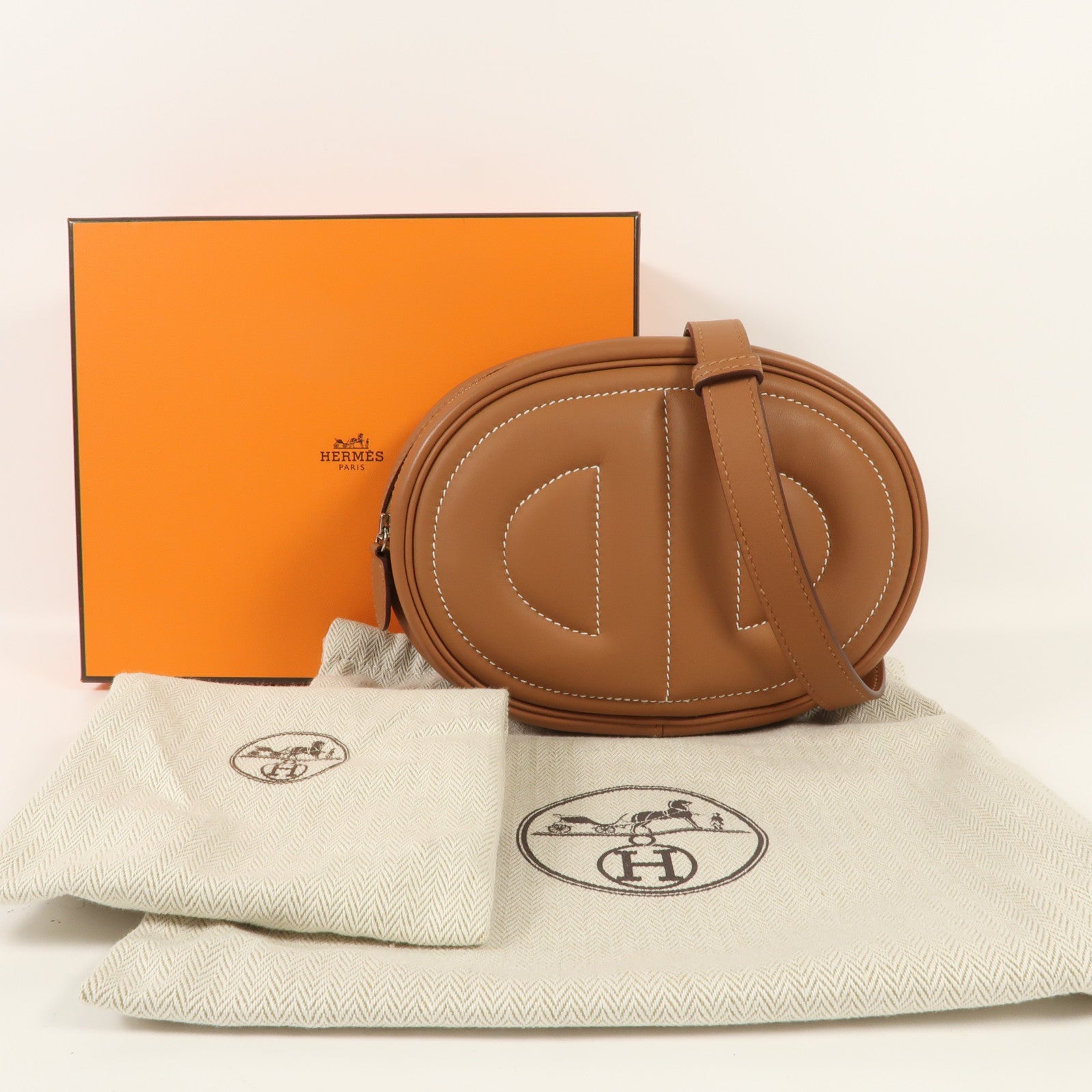 HERMES Swift皮革In The Loop Belt Bag銀扣肩背袋Gold