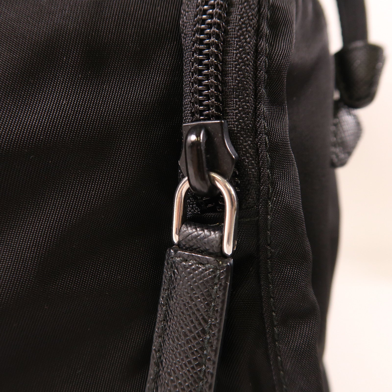 PRADA 尼龍Rucksack銀扣背包黑色