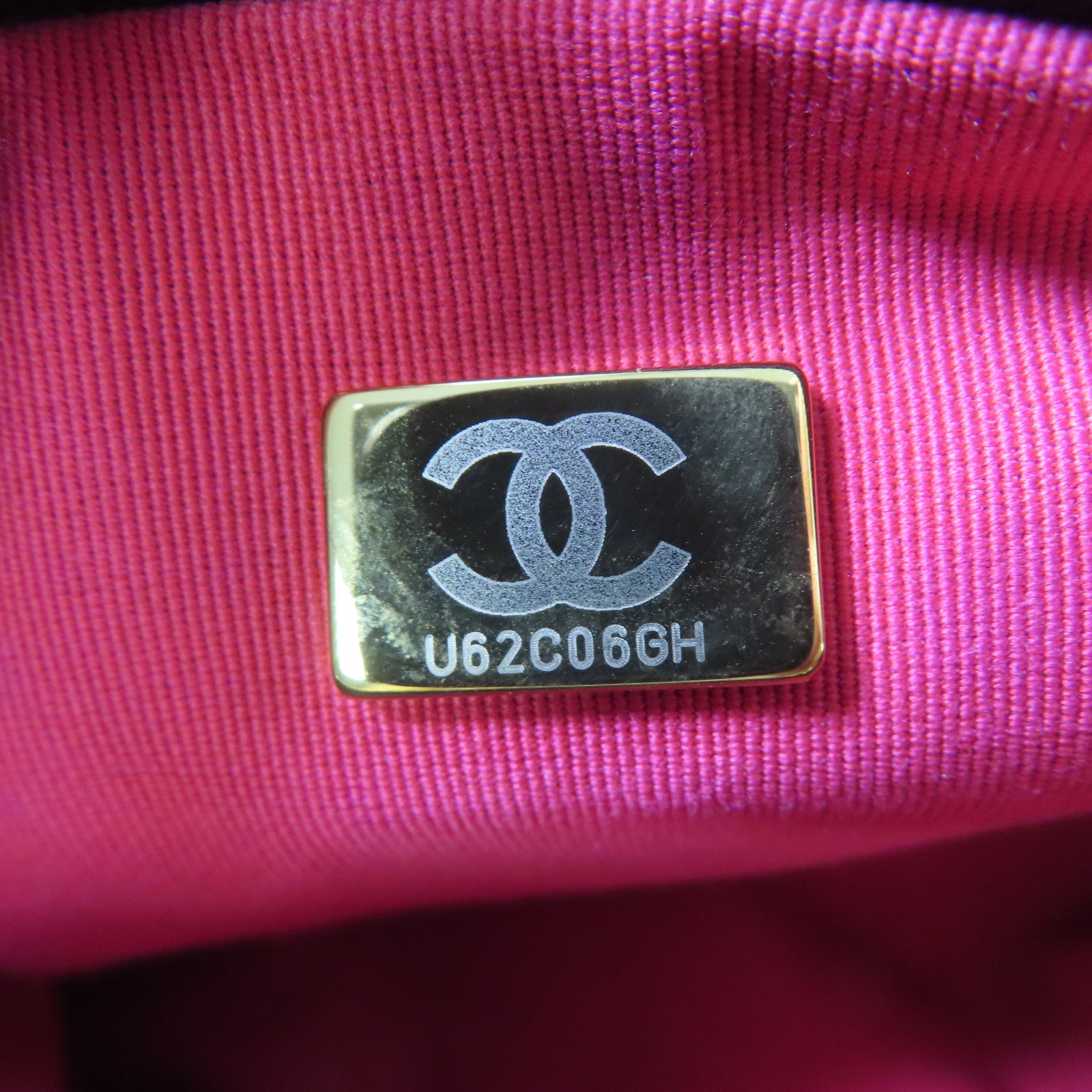 CHANEL Velvet 2Way Shoulder Bag金扣鏈帶手挽肩背兩用袋黑色