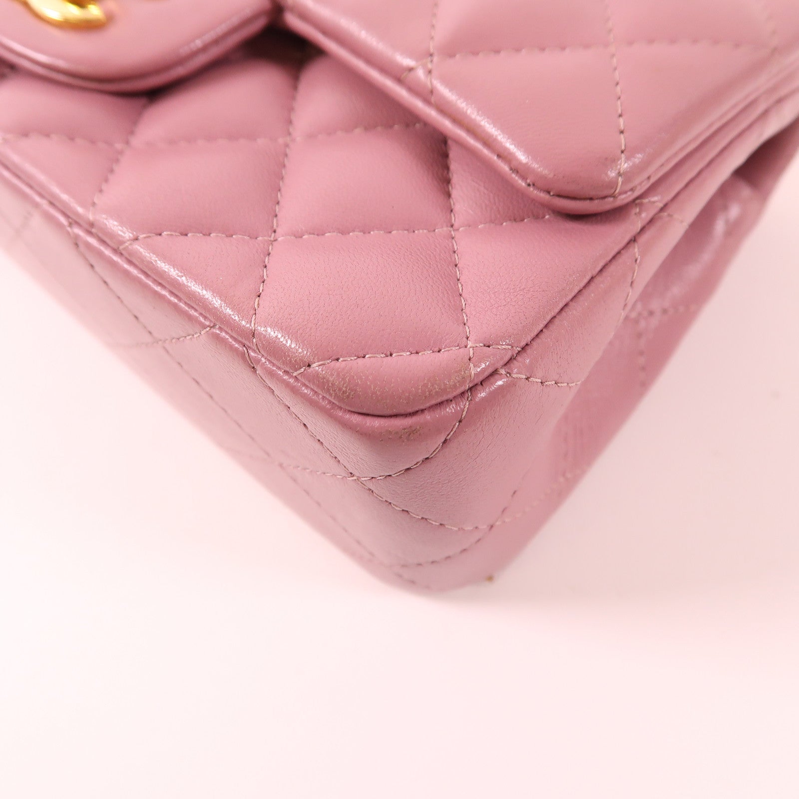 CHANEL 羊皮皮革Mini Classic金扣鏈帶肩背袋