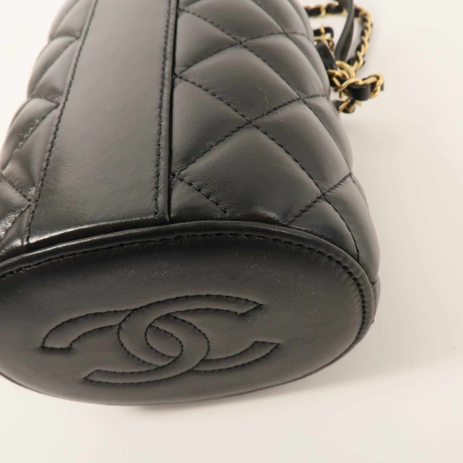 CHANEL 羊皮皮革Vanity Bag鏈帶肩背袋
