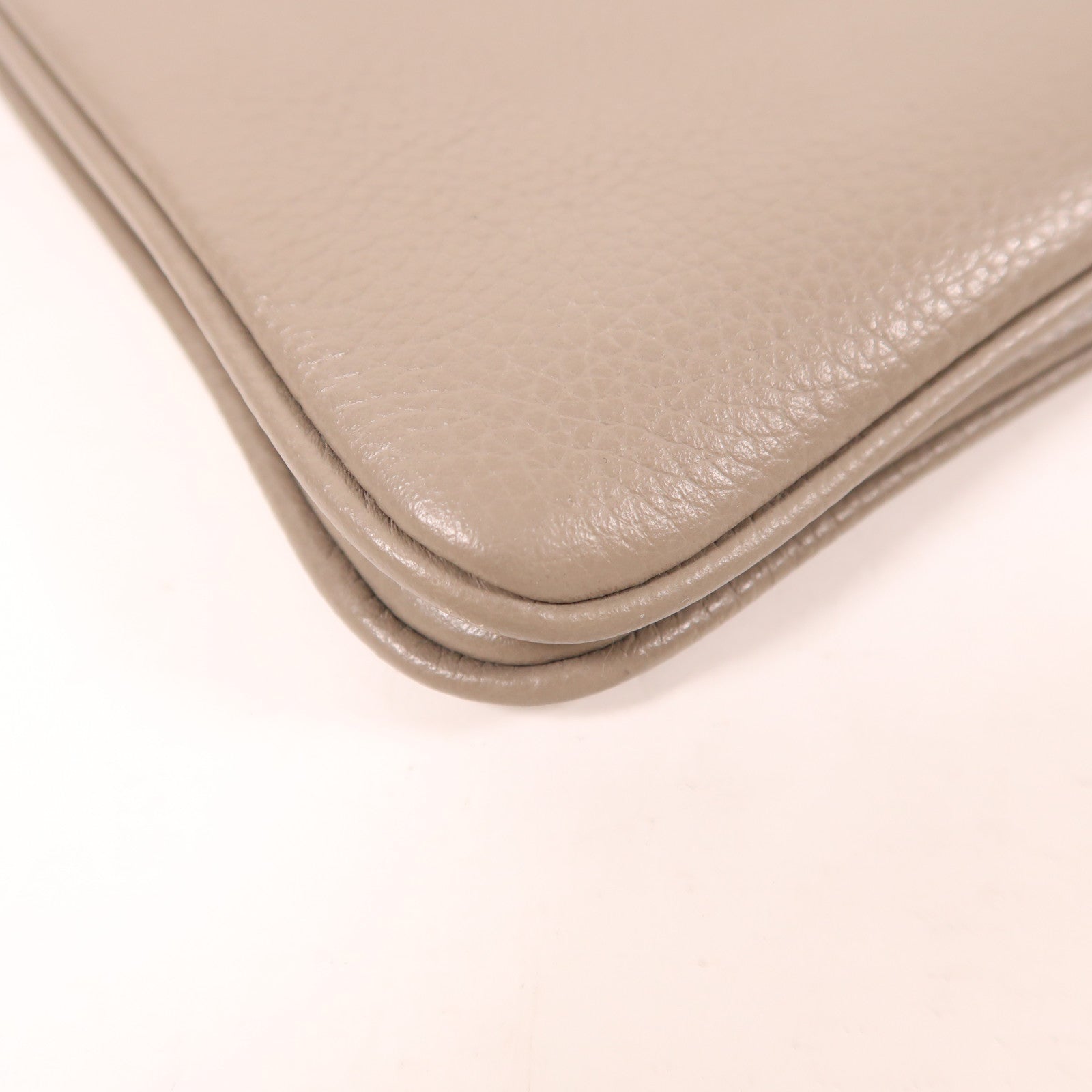 PRADA 牛皮皮革Shoulder Bag金扣肩背袋