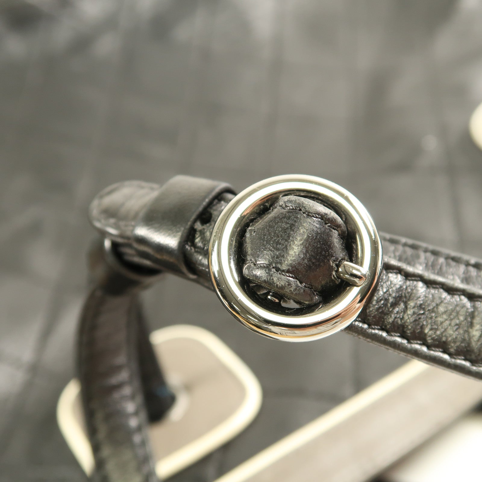 CHANEL 牛皮皮革Handbag銀扣手挽袋