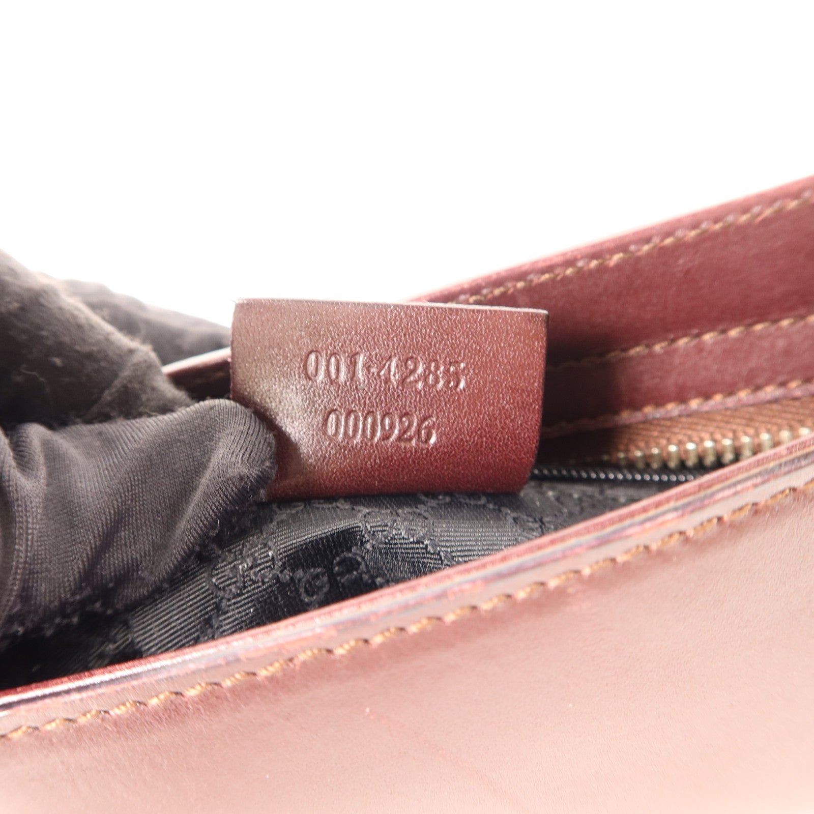 GUCCI 牛皮皮革Shoulder Bag銀扣肩背袋