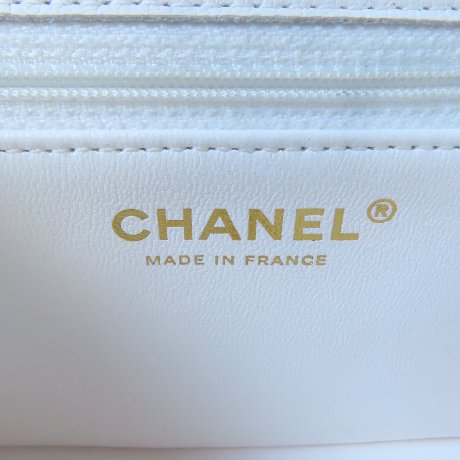 CHANEL 【激減優惠】菱格牛皮皮革Chain Shoulder金扣鏈帶肩背袋白色
