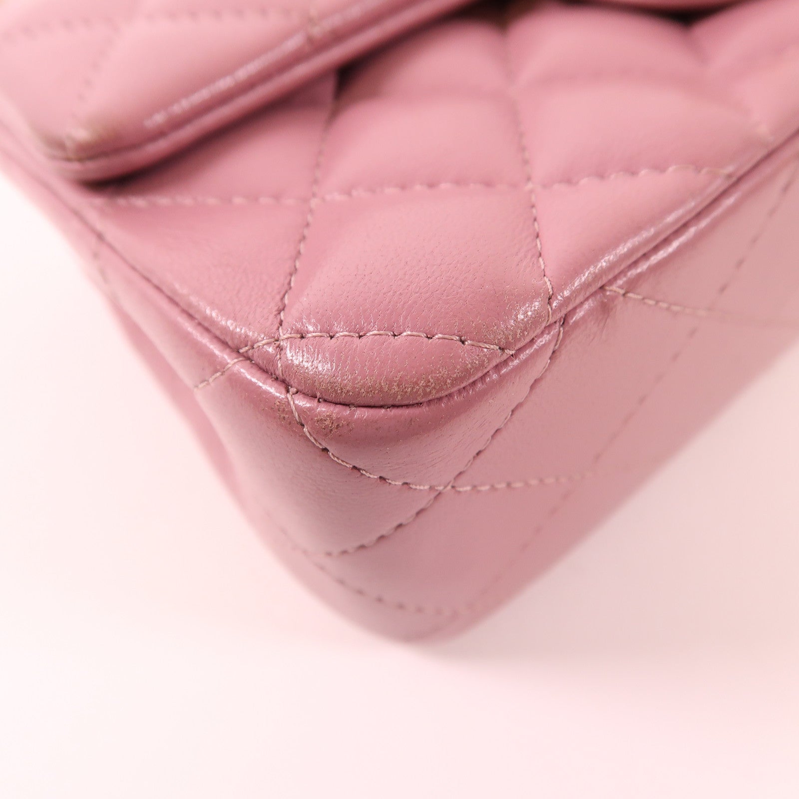 CHANEL 羊皮皮革Mini Classic金扣鏈帶肩背袋