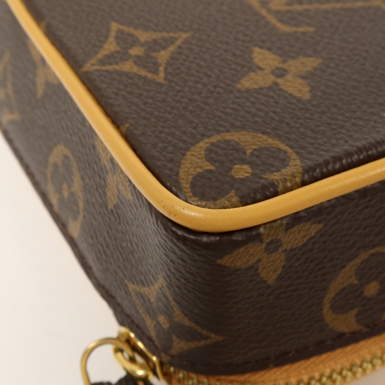 LOUIS VUITTON Monogram/牛皮皮革Baladeur Wearable Wallet肩背袋