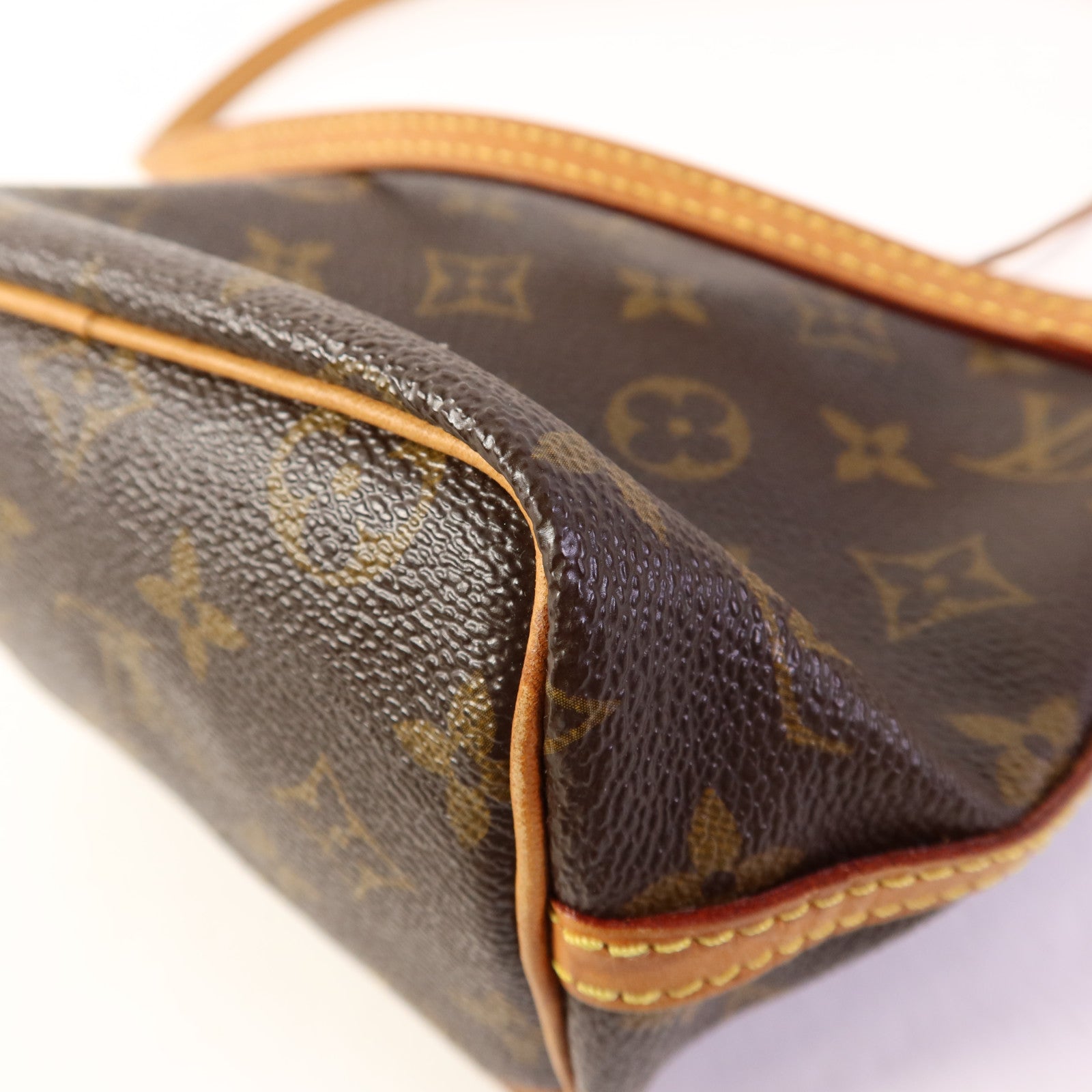 LOUIS VUITTON Monogram Nano Noe金扣肩背袋