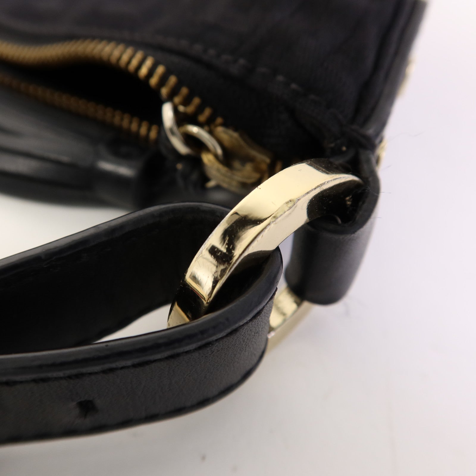 GIVENCHY 帆布Shoulder Bag金扣肩背袋