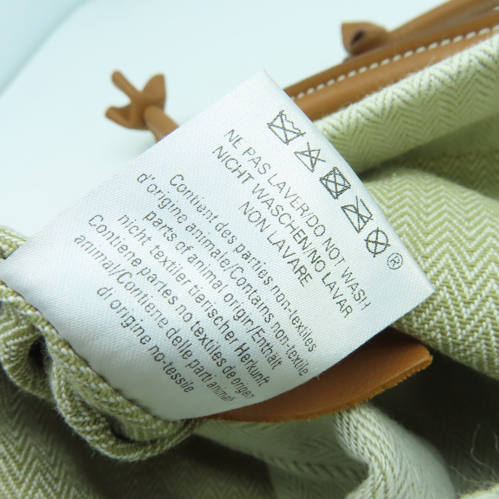 HERMES 【激減優惠】帆布Maline Bag銀扣背包米色/經典駝色