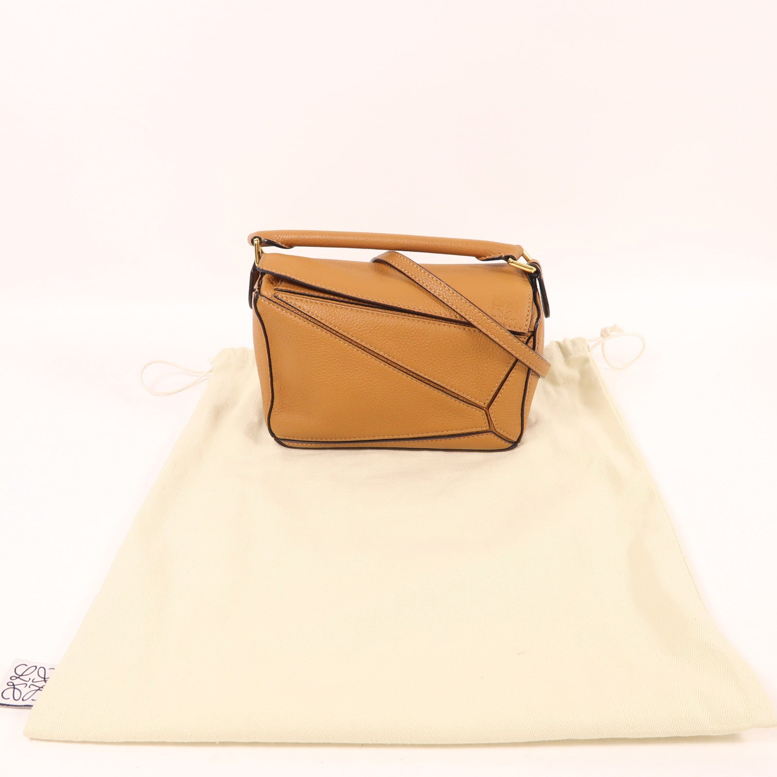 LOEWE 牛皮皮革Small Puzzle金扣手挽肩背兩用袋