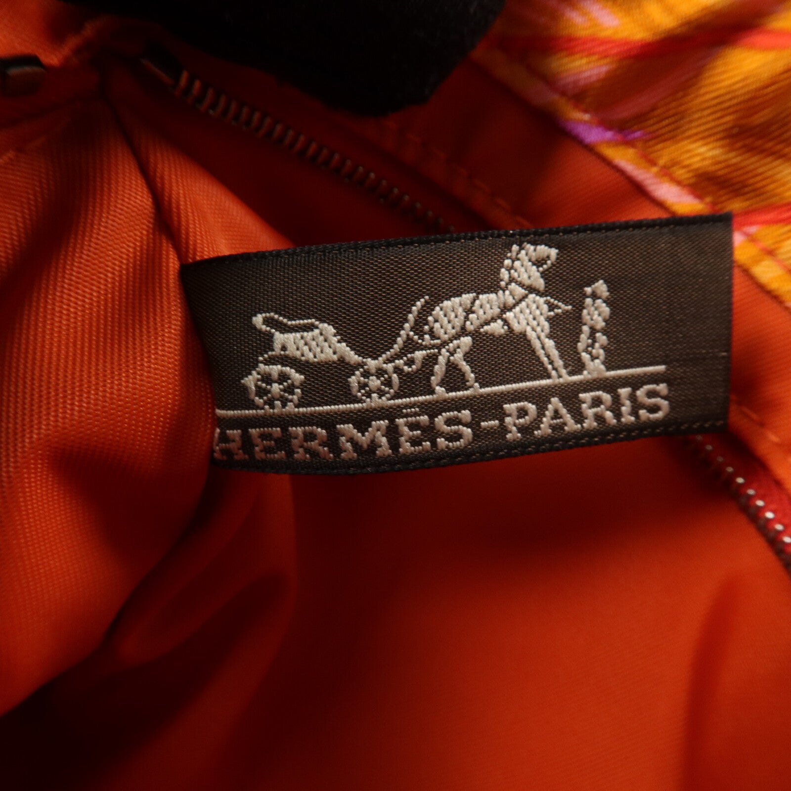 HERMES 絲質Trousse Fourbi手拿包