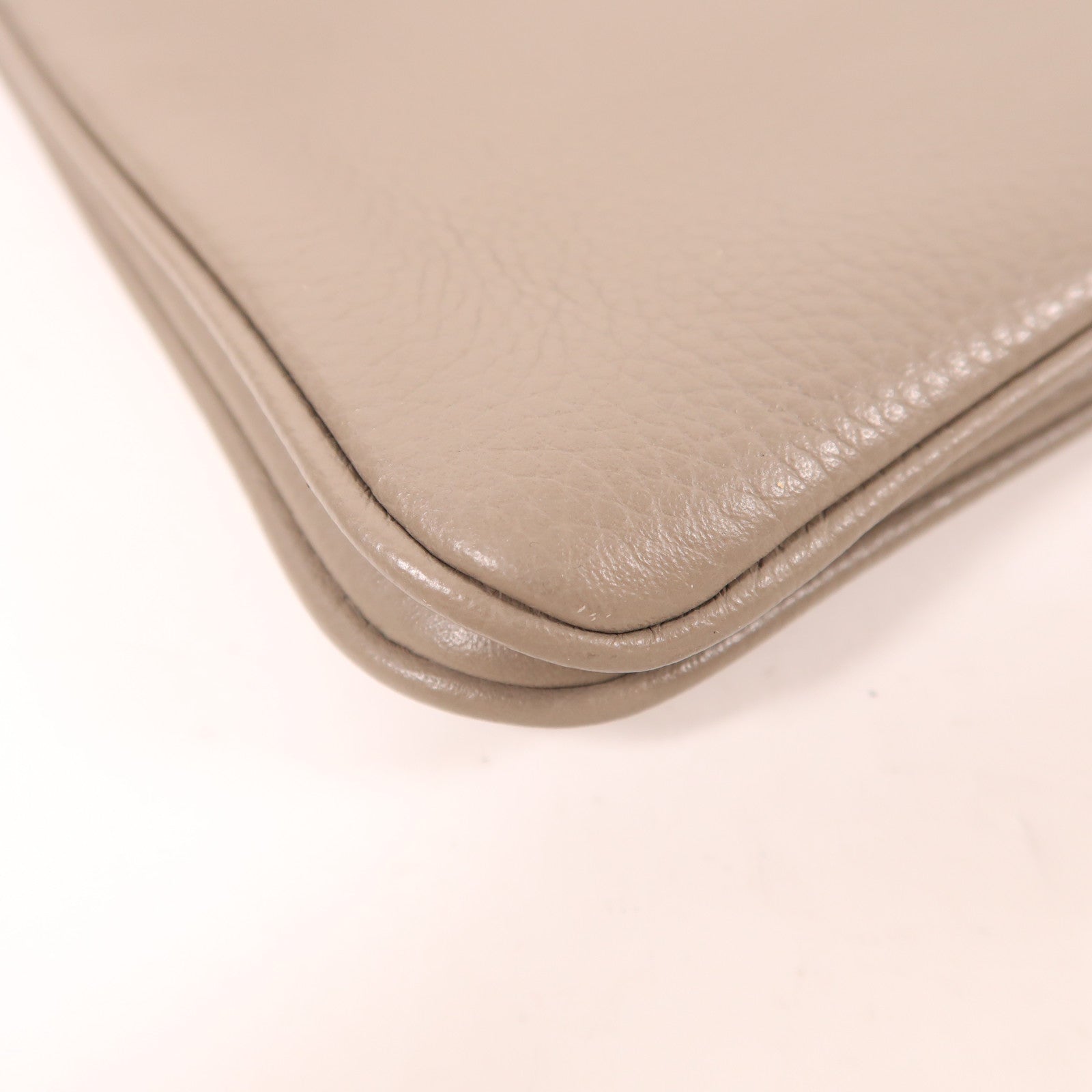 PRADA 牛皮皮革Shoulder Bag金扣肩背袋