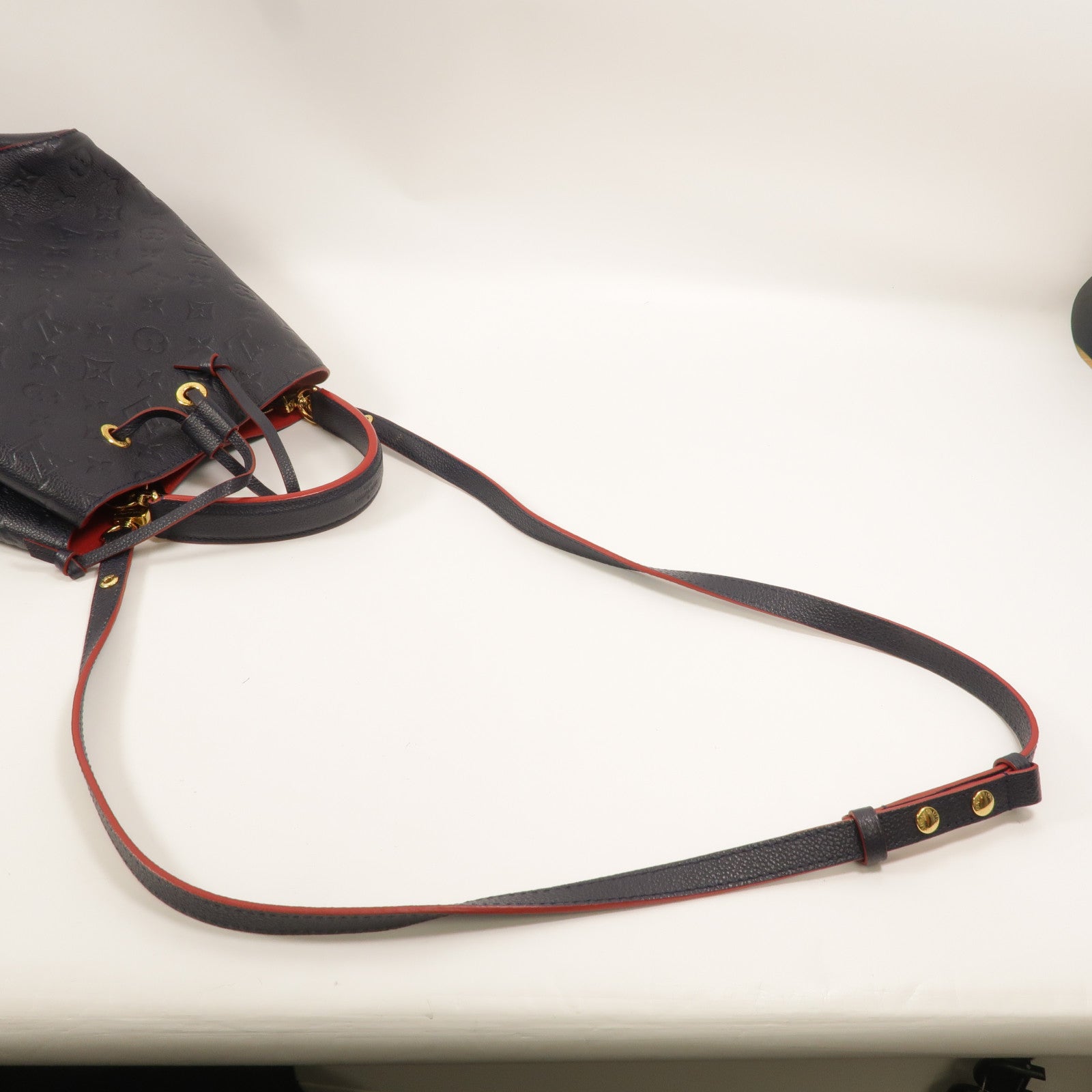 LOUIS VUITTON Monogram Empreinte Neo Noe MM手挽肩背兩用袋