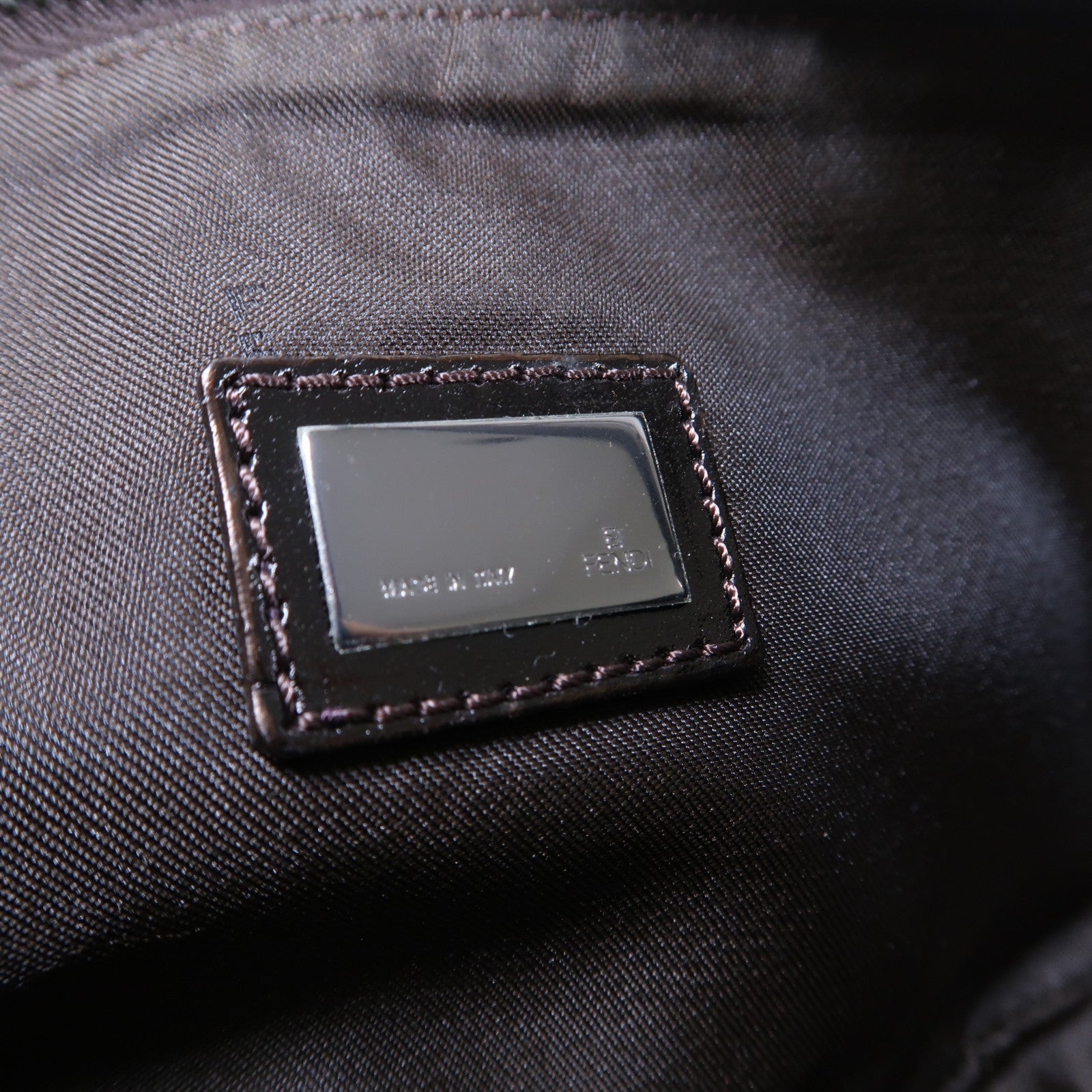 FENDI 帆布Shoulder Bag銀扣肩背袋啡色