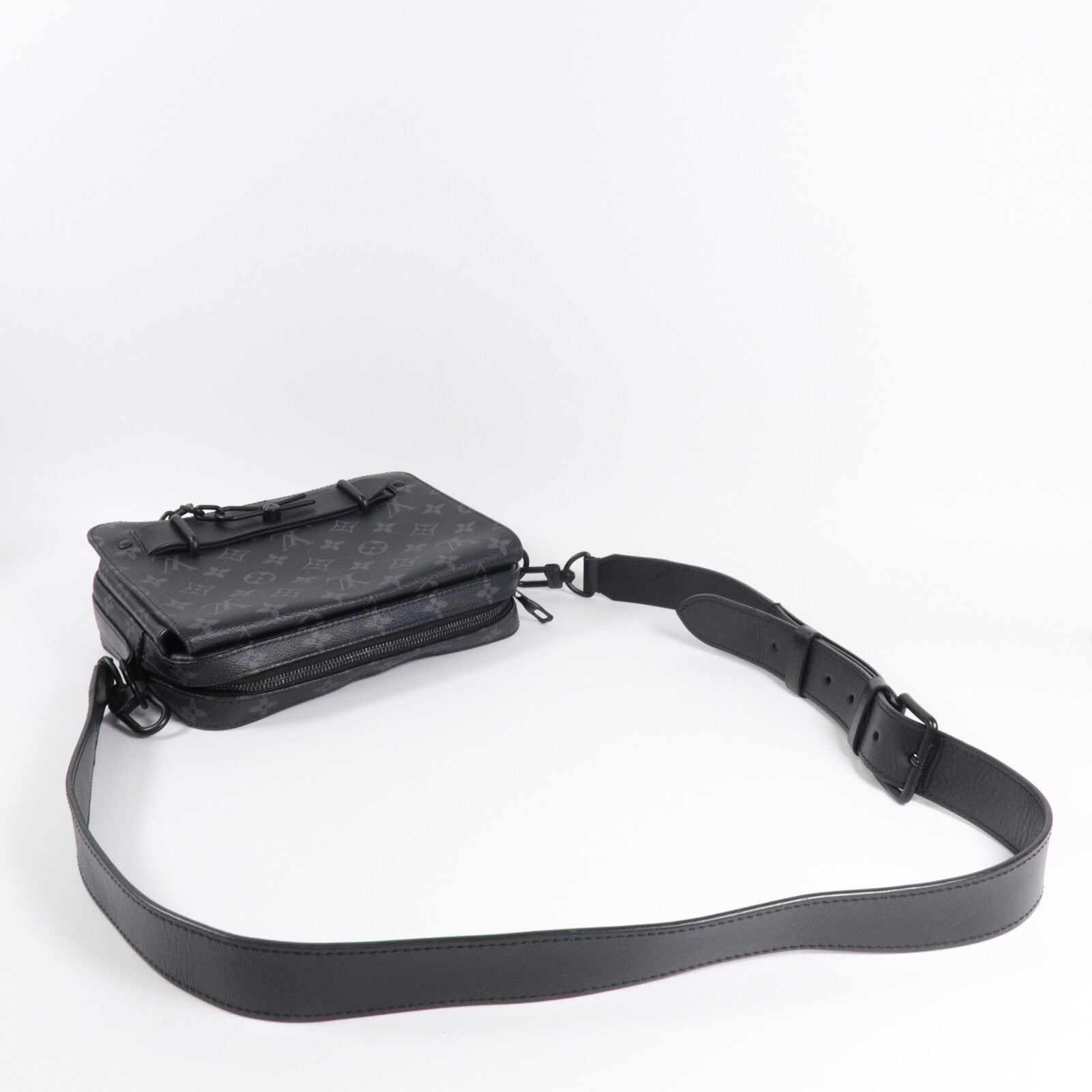 LOUIS VUITTON Monogram Eclipse Steamer肩背袋