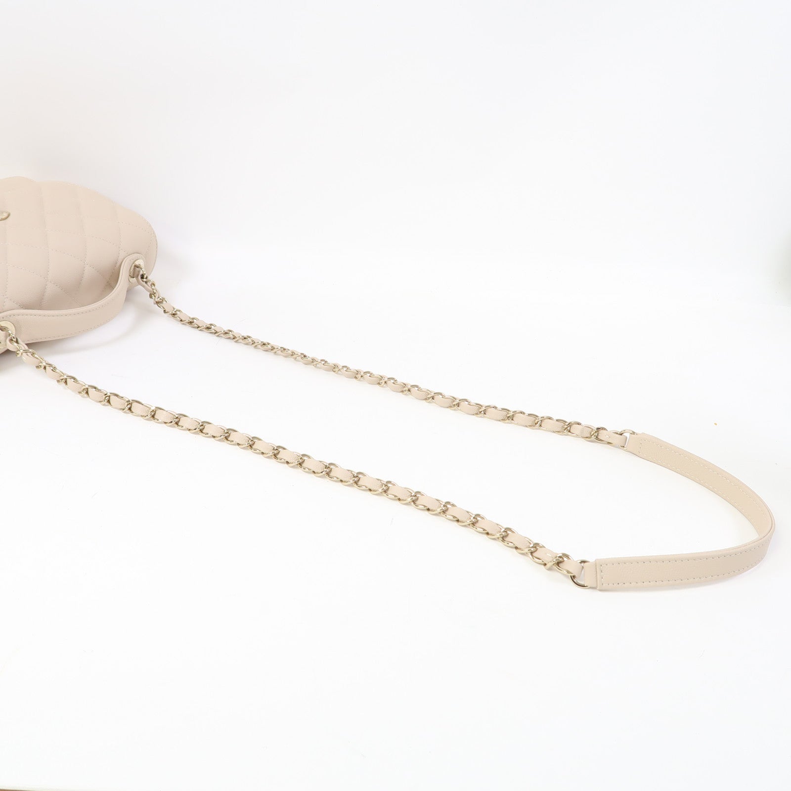 CHANEL 菱格Caviar皮革Shoulder Bag金扣鏈帶肩背袋米色