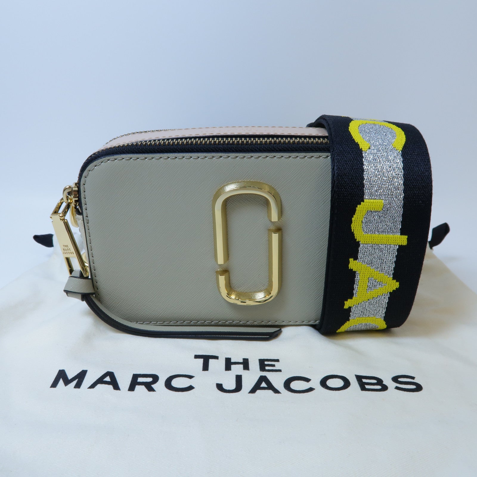 MARC JACOBS 牛皮皮革Camera Bag金扣肩背袋米色